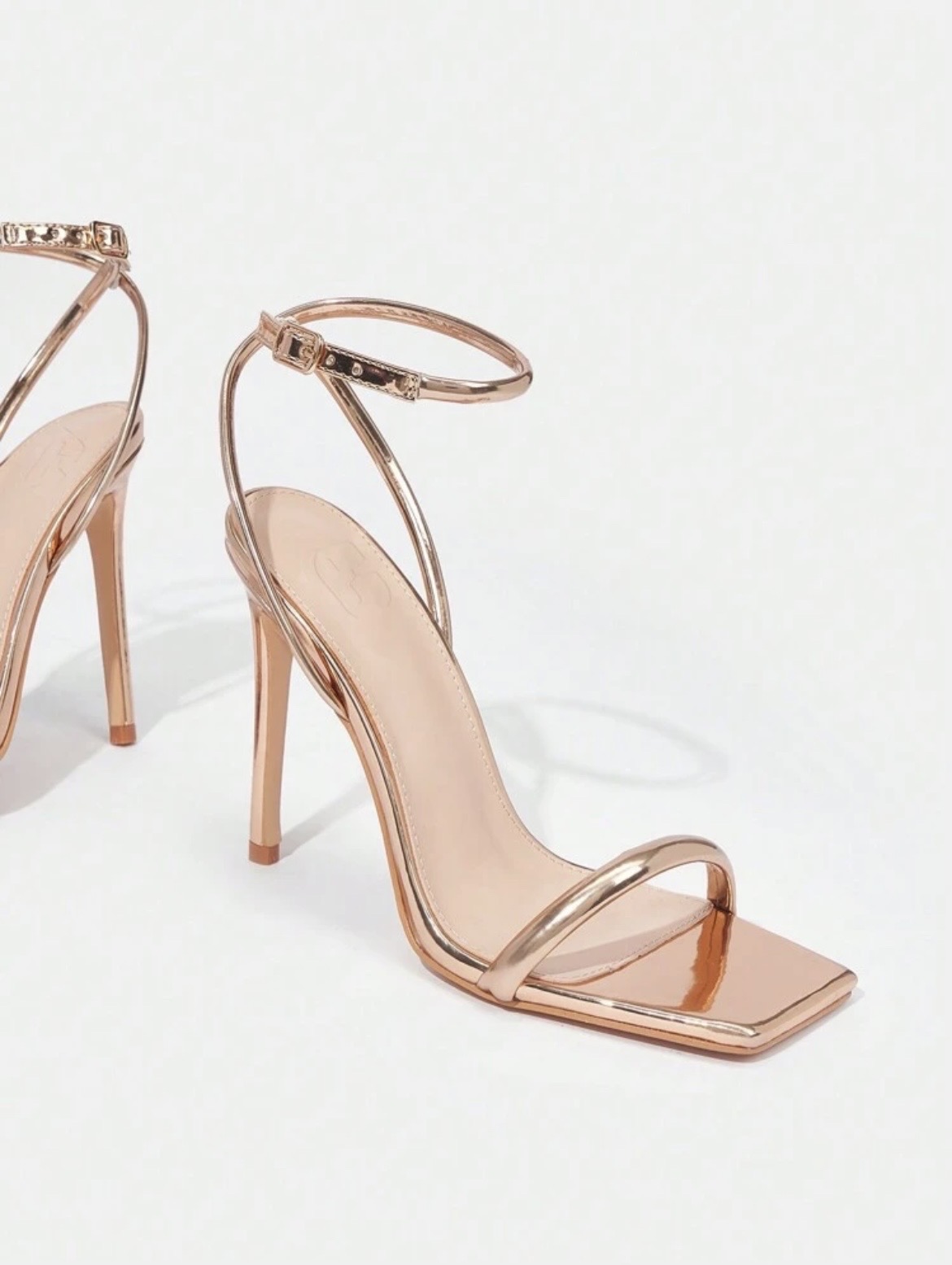 zapatos para mujer - zapatillas nueva de SHEIN  1