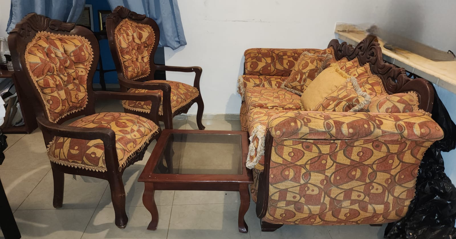 muebles y colchones - MUEBLES EN CAOBA - PRECIO NEGOCIABLE 7