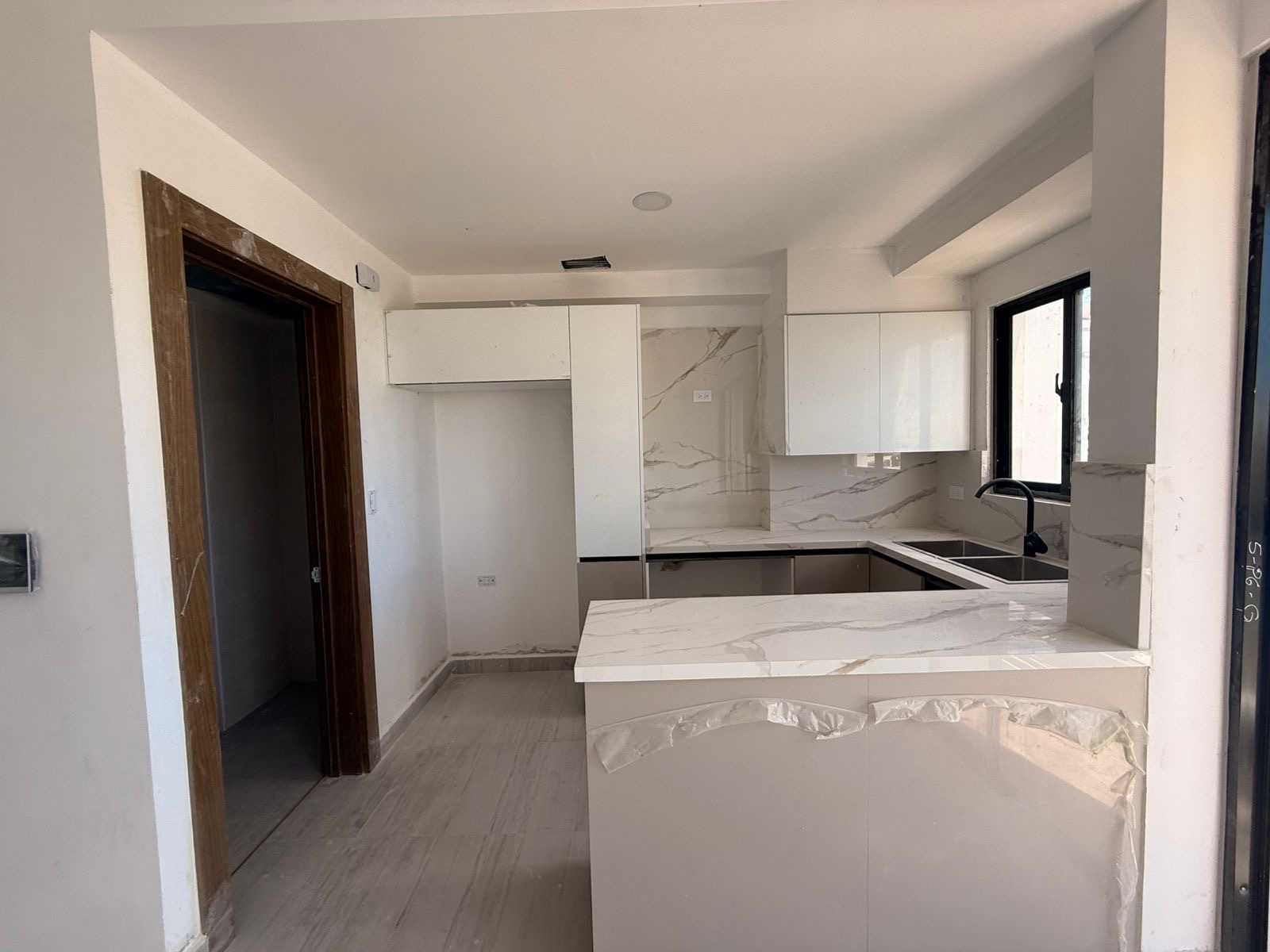 apartamentos - Apartamento en alquiler en Evaristo Morales  1