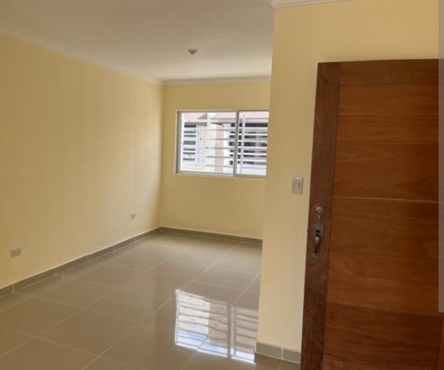 apartamentos - VENDO FRESCO Y HERMOSOS APTO 2DO PISO 5