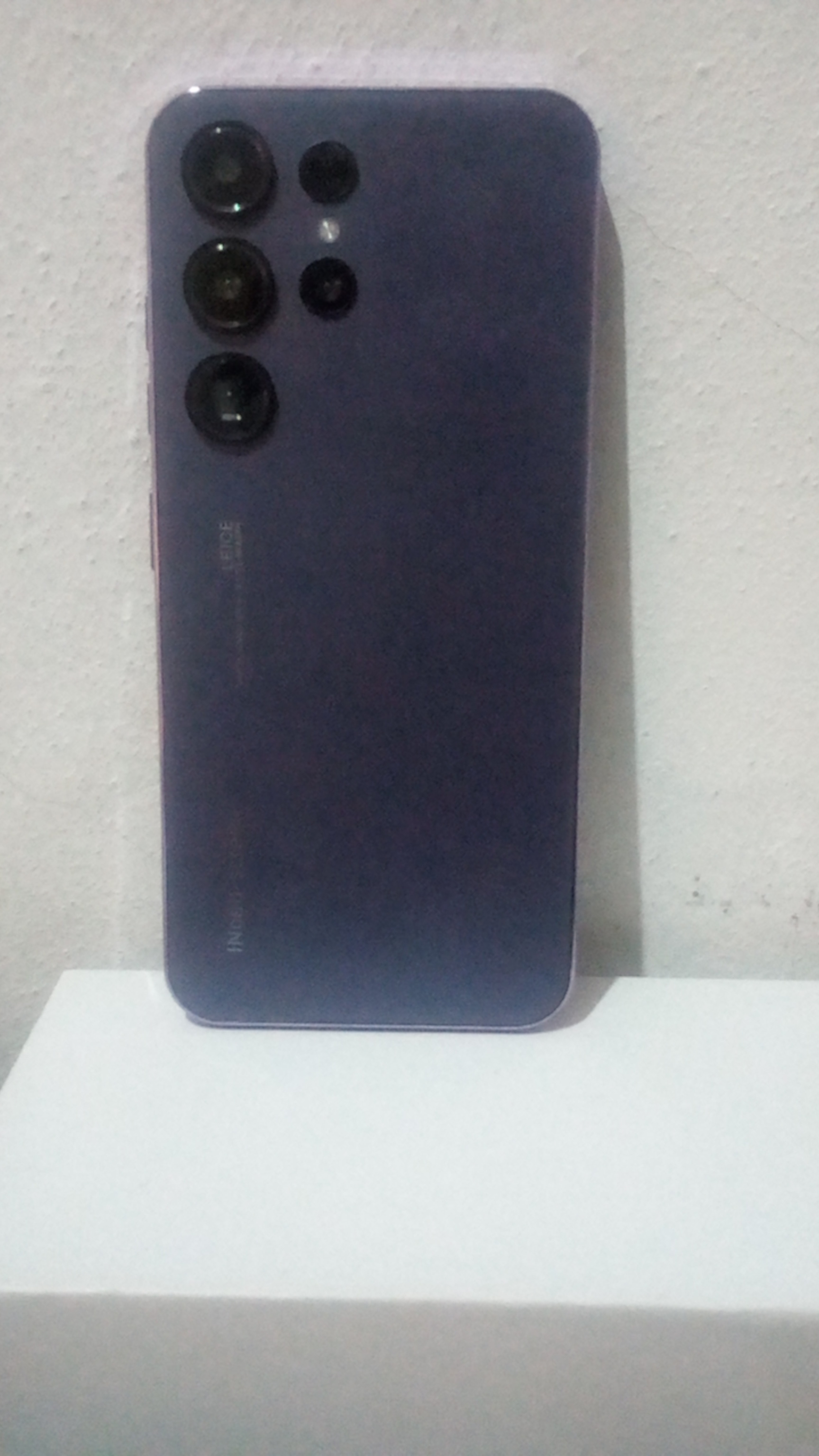 celulares y tabletas - Un día importado 3