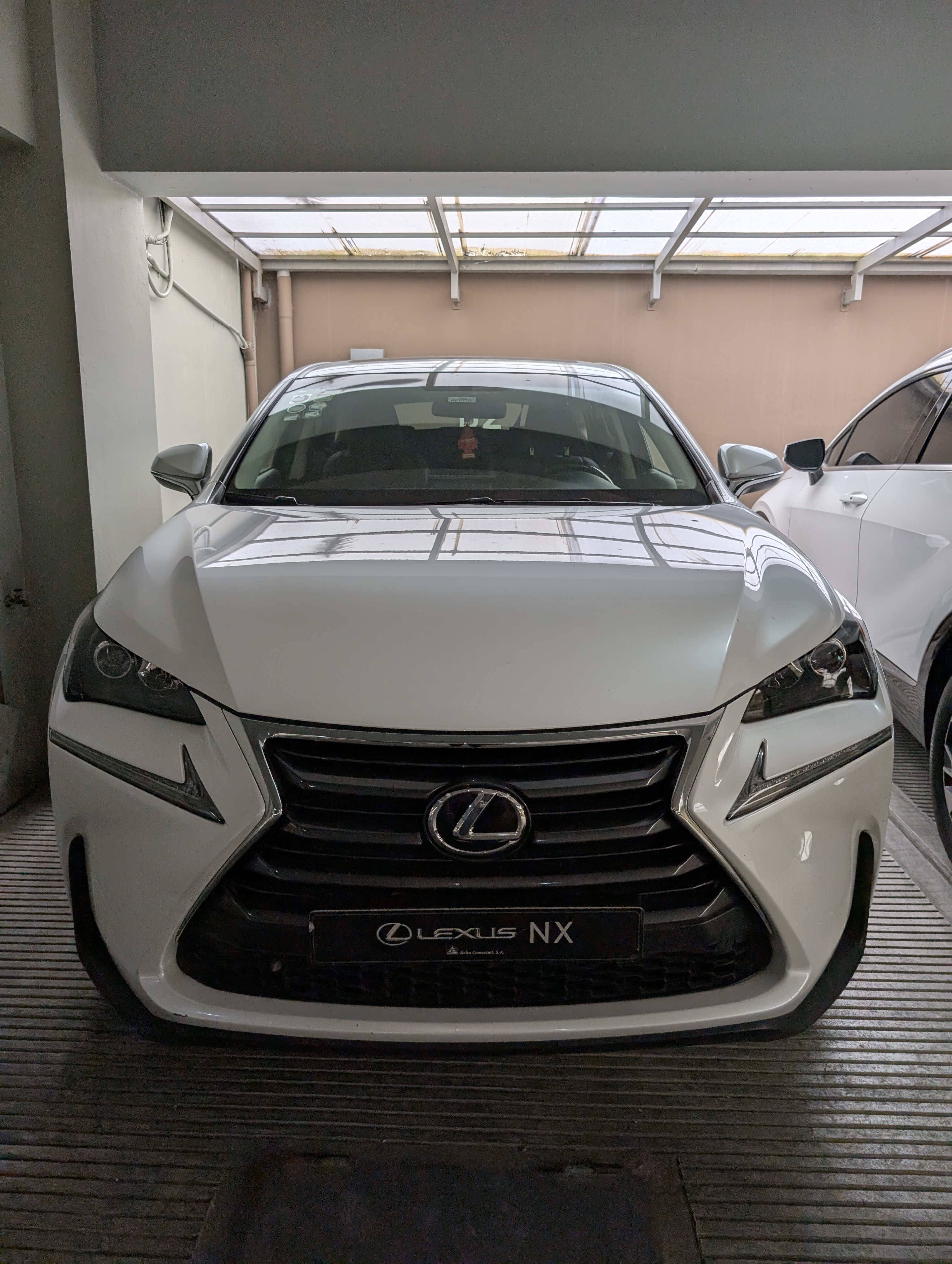jeepetas y camionetas - Lexus NX200T de la casa único dueño con 36,000km 0