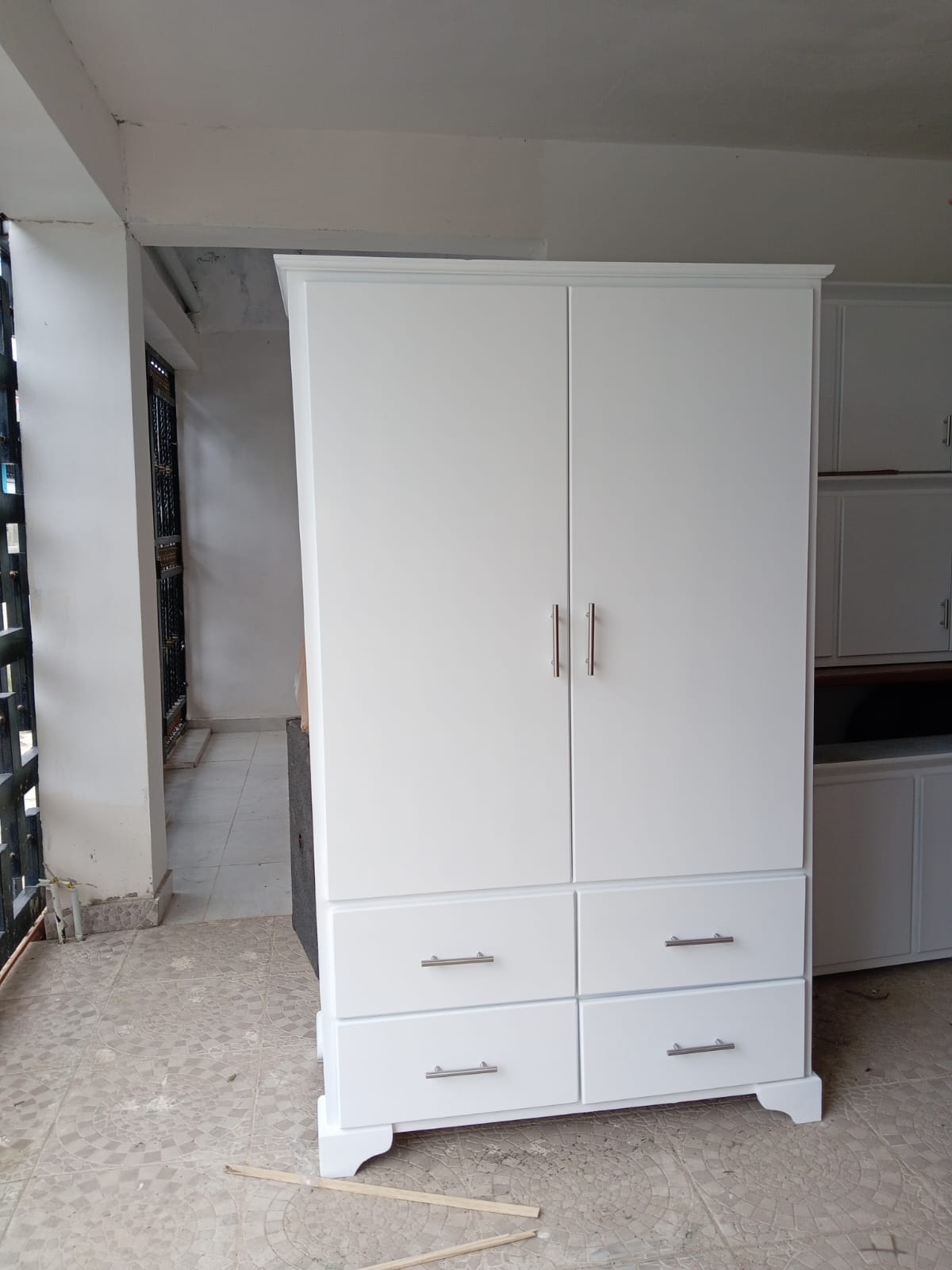 muebles y colchones - Armario ropero blanco con gavetas  1