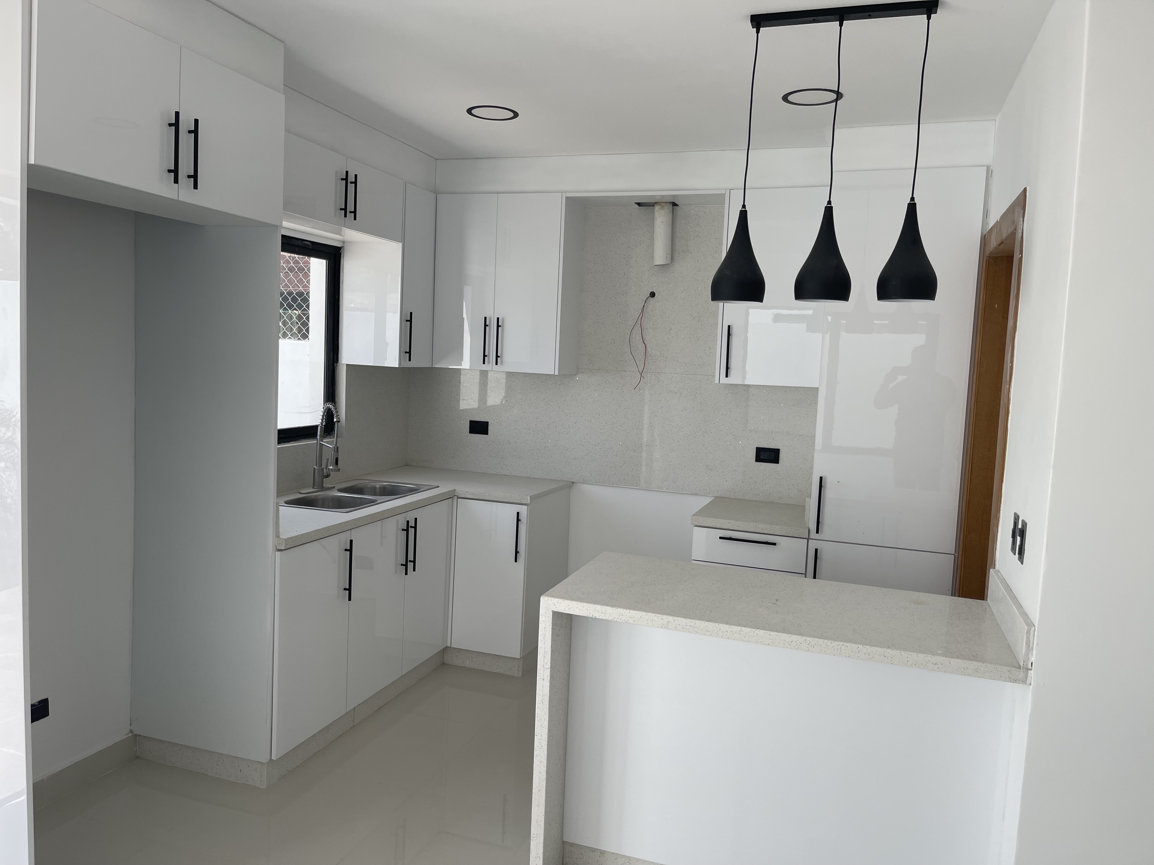 casas - Vendo Casa en la Autopista de San Isidro, Prado Oriental, Santo Domingo Este  4