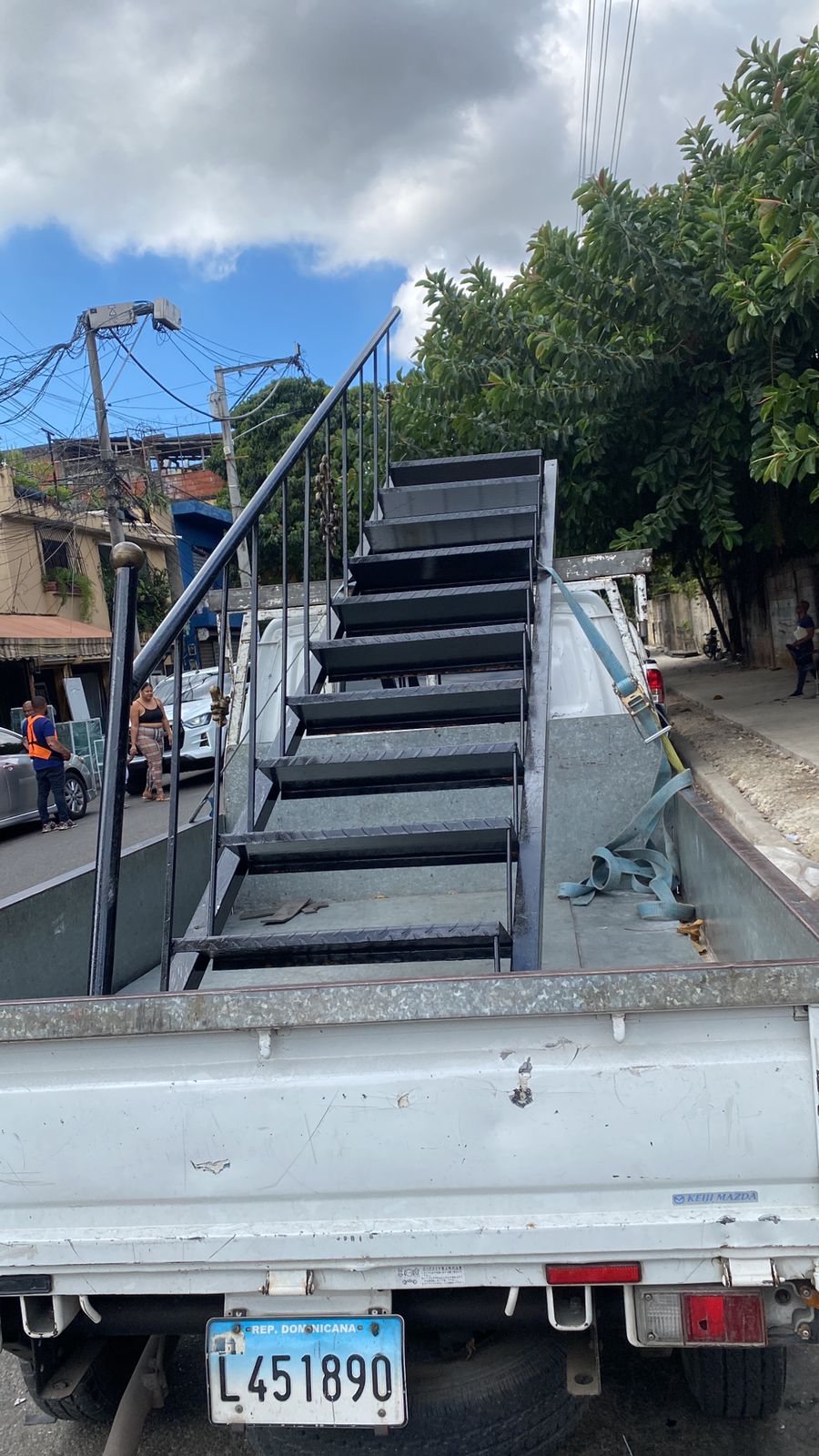 negocios en venta - Escalera RecTa 2