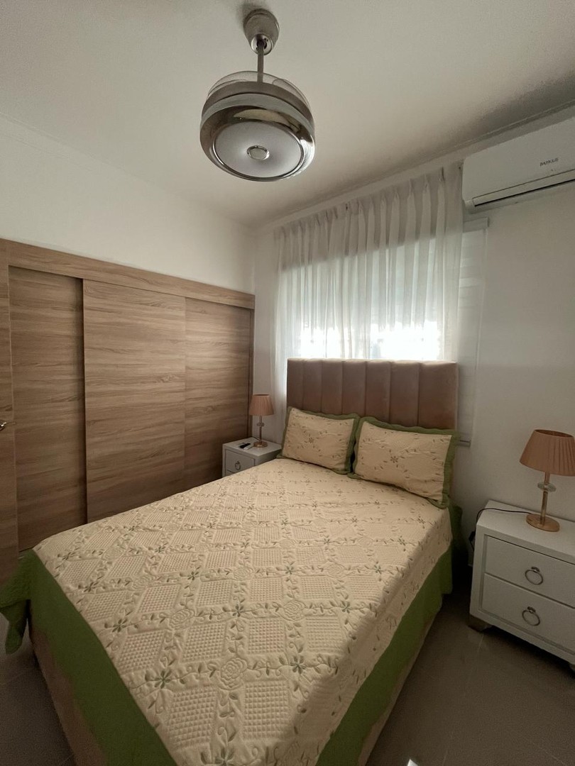 apartamentos - Se alquila Hermoso apartamento amueblado ubicado en las Américas, los frailes 5