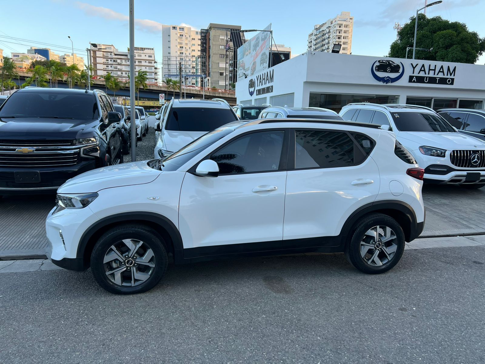 jeepetas y camionetas - KIA SONET 2022 4