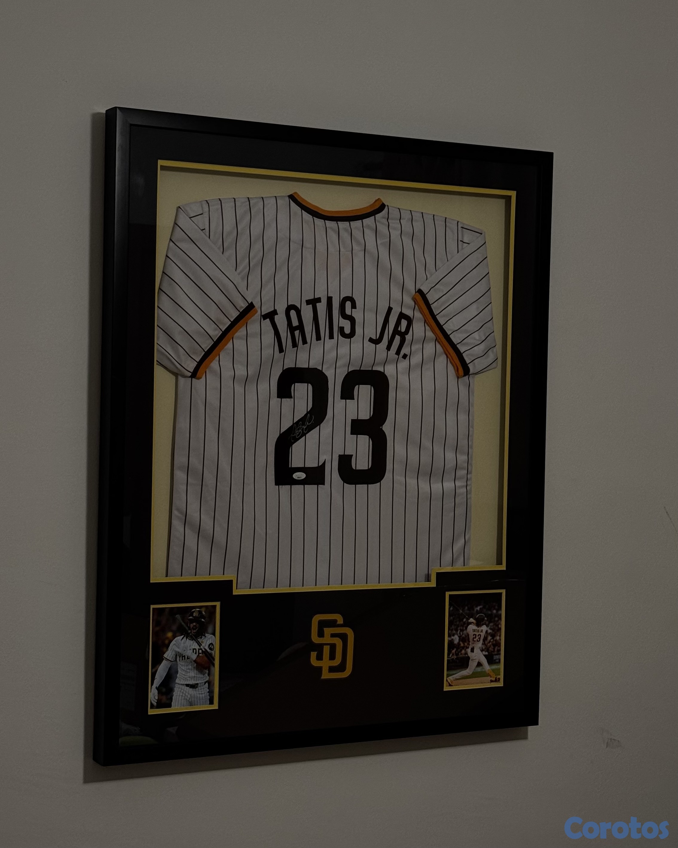 hobby y coleccion - Chaqueta firmada y certificada por Fernando Tatis Jr - EL NIÑOOO 🇩🇴 2