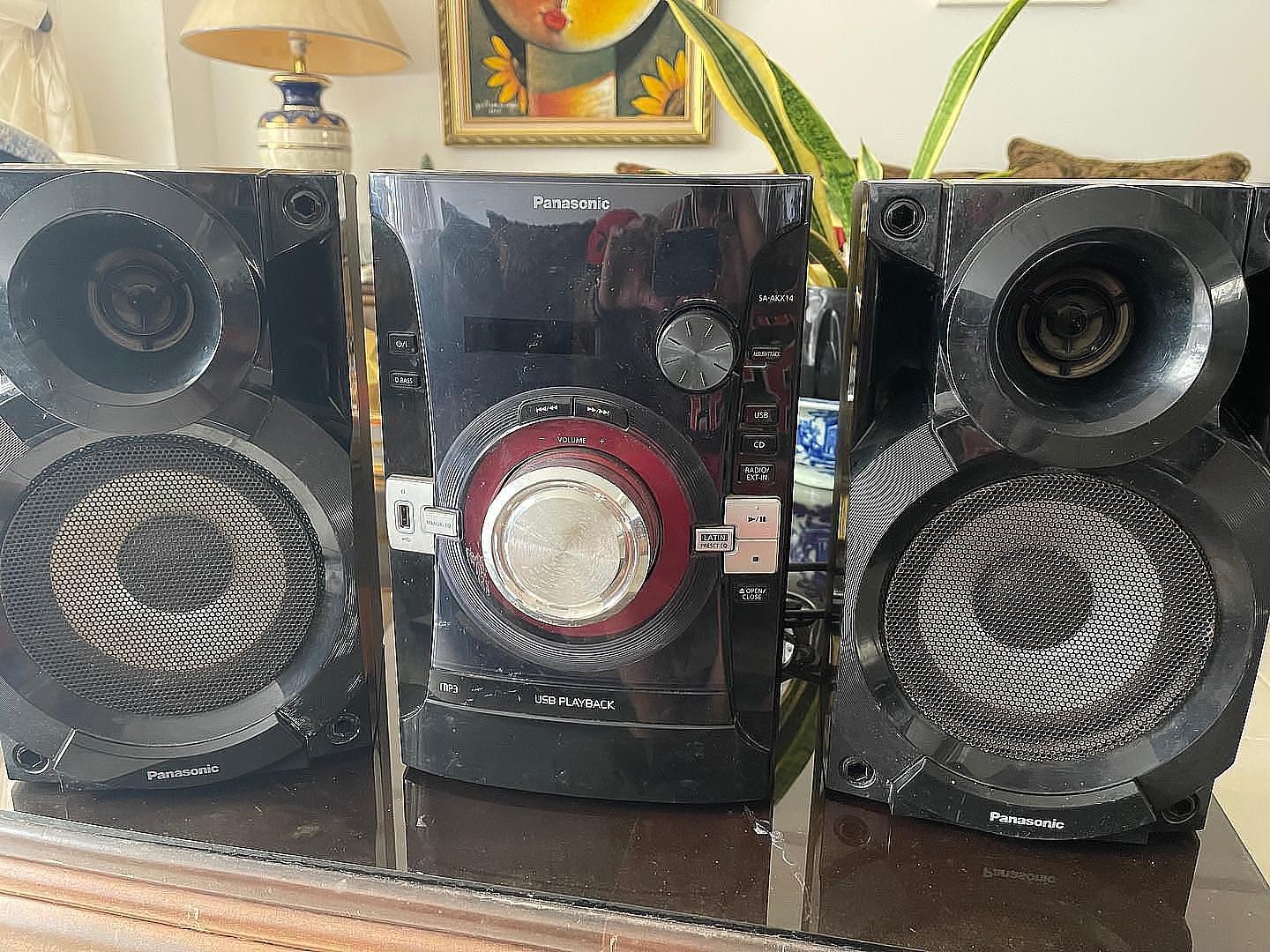 camaras y audio - Equipo de música Panasonic usb y cd playback  1