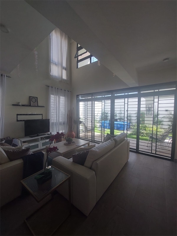 casas - Venta de casa de lujo en el mirador del este Santo Domingo este 8