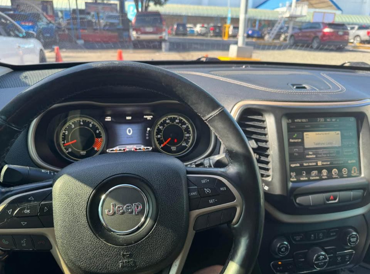 jeepetas y camionetas - ¡DE OPORTUNIDAD! JEEP CHEROKEE 2015 1