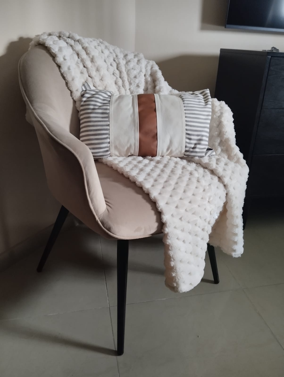 decoración y accesorios - silla de Ilumel  1