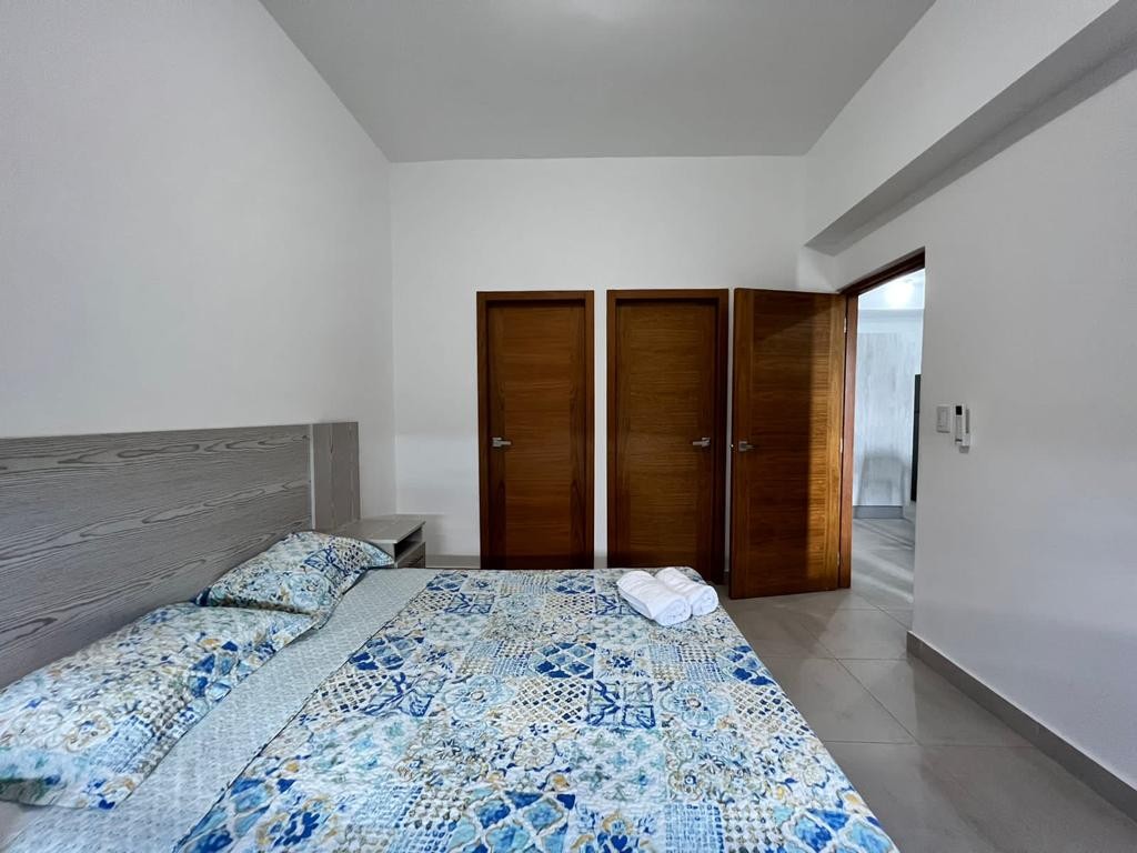 apartamentos - Se alquila apartamento amueblado en Los Ríos 0