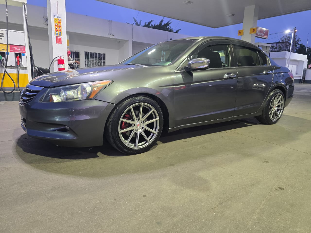 carros - HONDA ACCORD 2010 EL FULL CON SUNROOF Y LEATHER