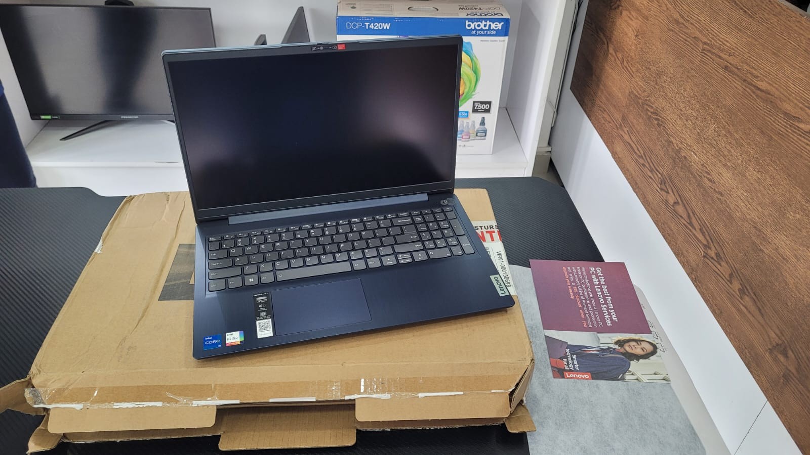 computadoras y laptops - LAPTOP LENOVO IDEAPAD 3 I5-1235U 8GB 256GB