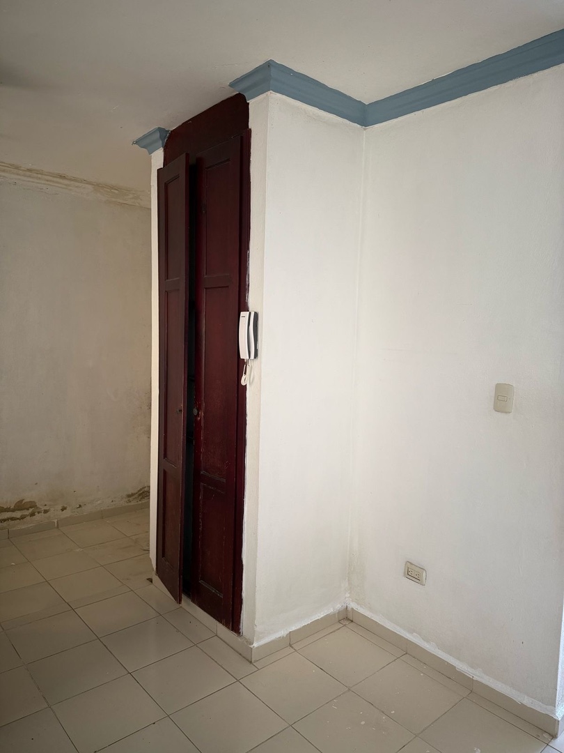 apartamentos - Apartamento cómodo en venta. 6