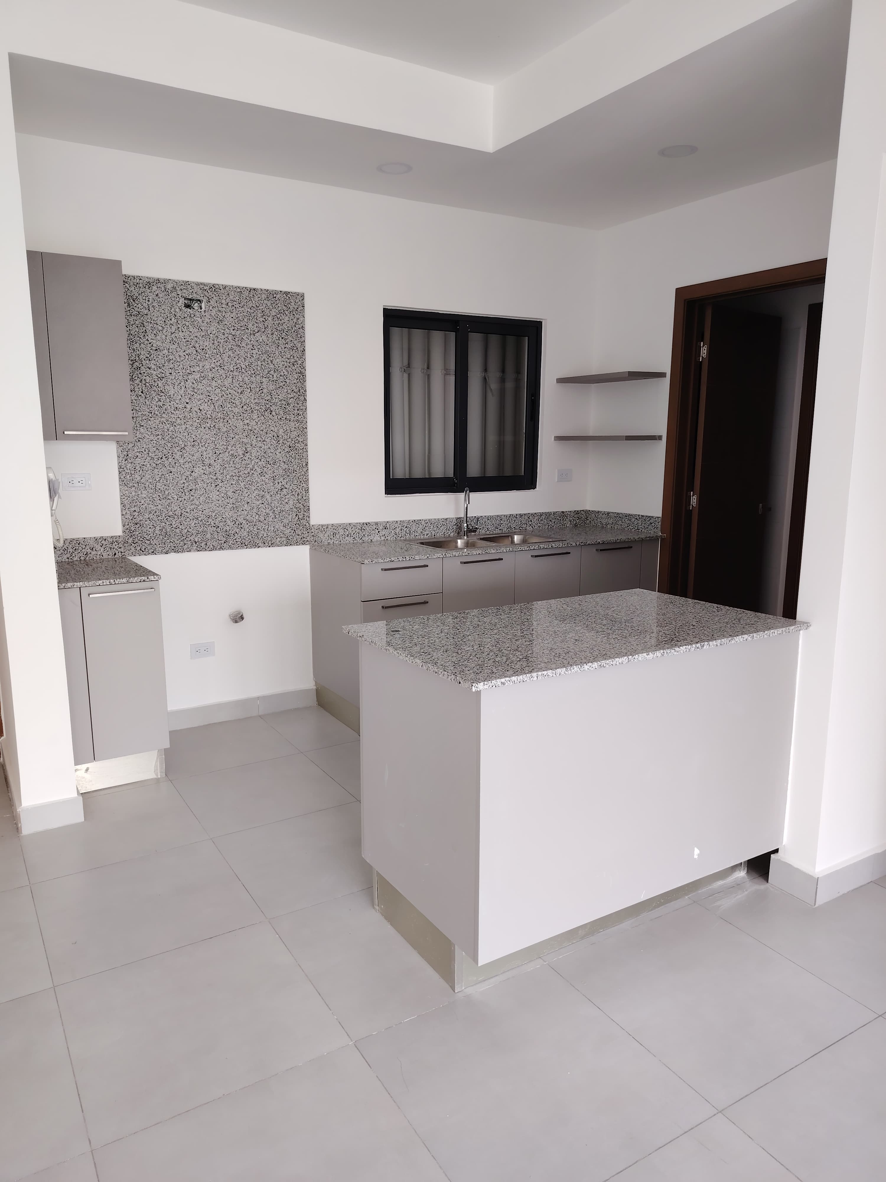apartamentos - Noveno piso de 2 habitaciones en Arroyo Hondo 4