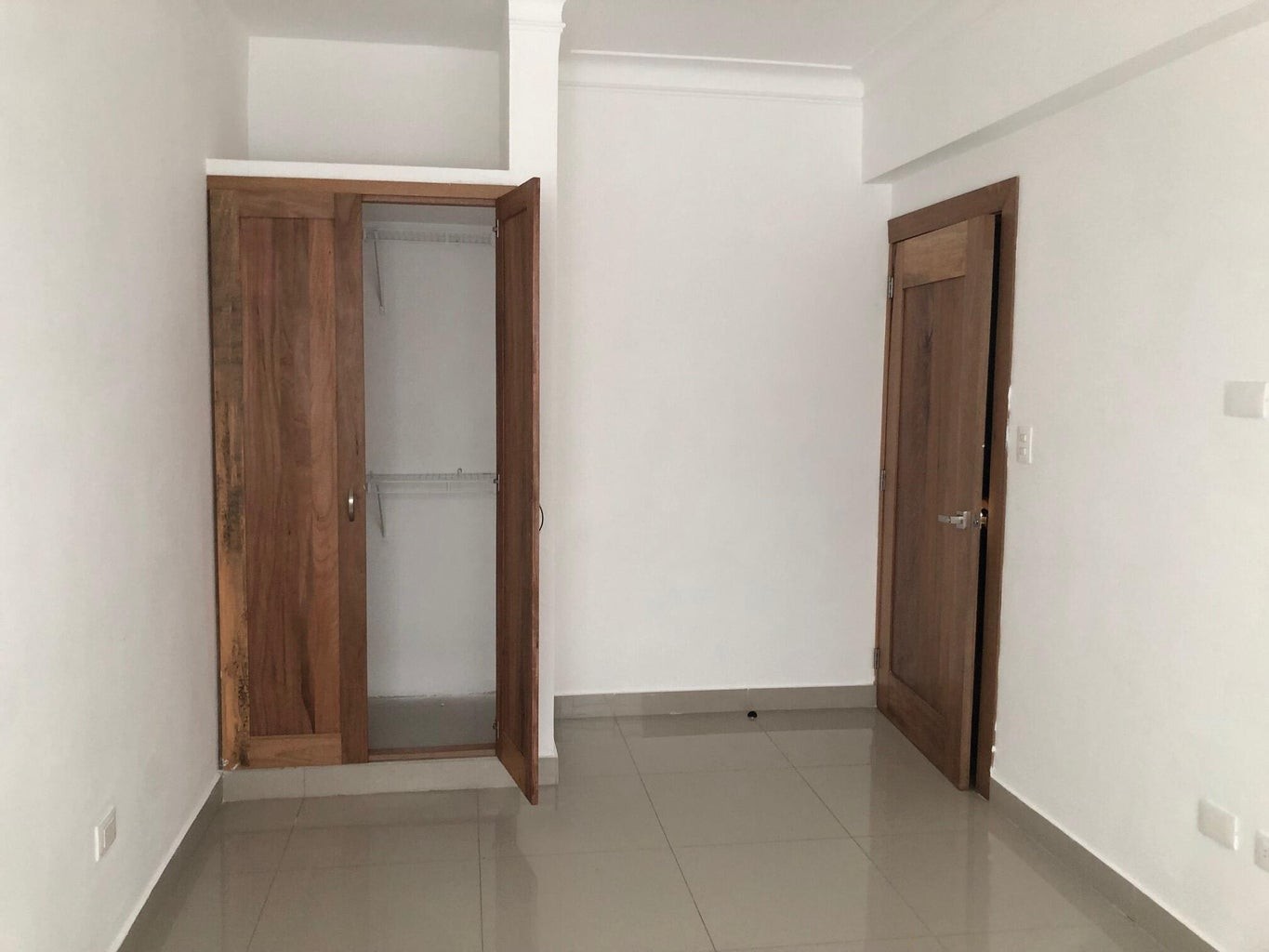 apartamentos - En alquiler Hermoso Apartamento en una segunda con terraza 1