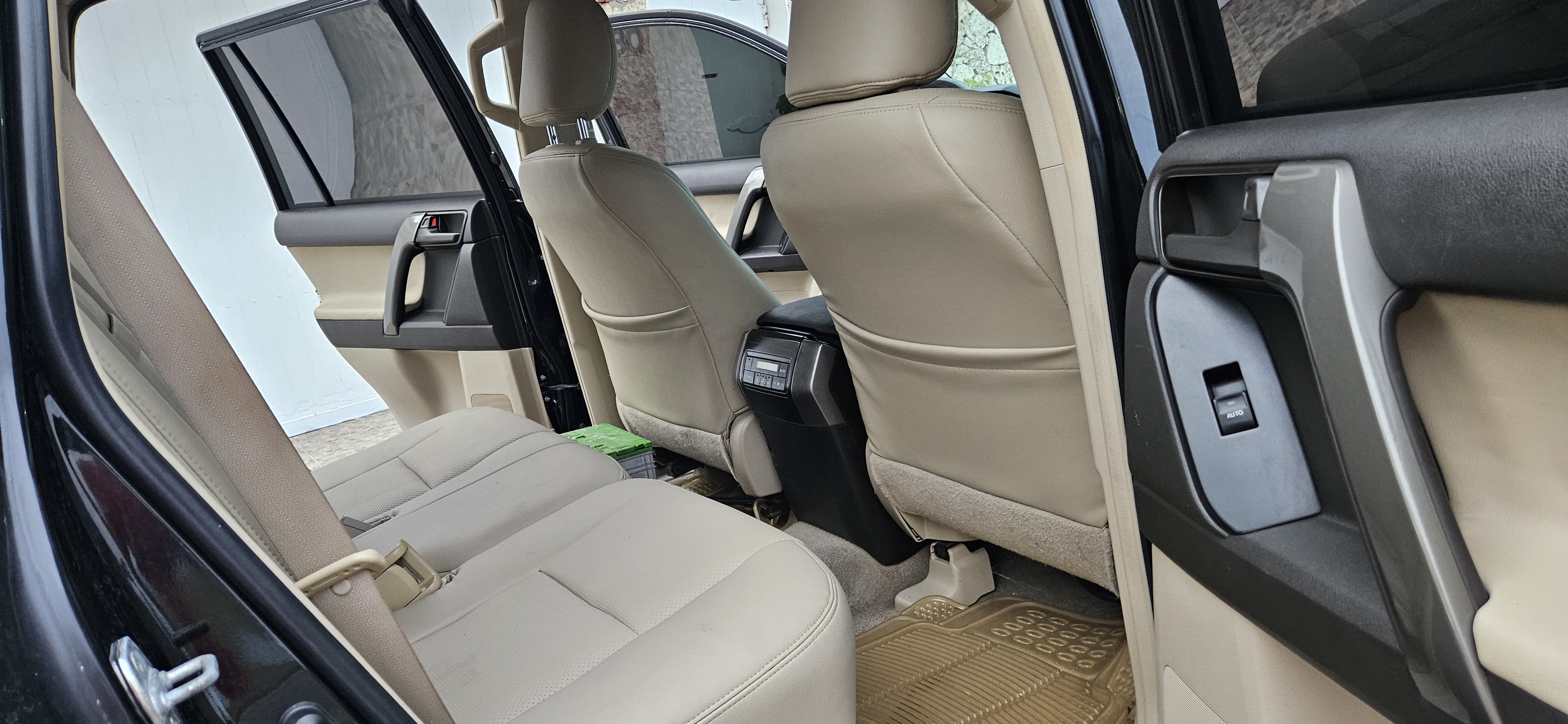 jeepetas y camionetas - Toyota land cruiser prado diésel  5