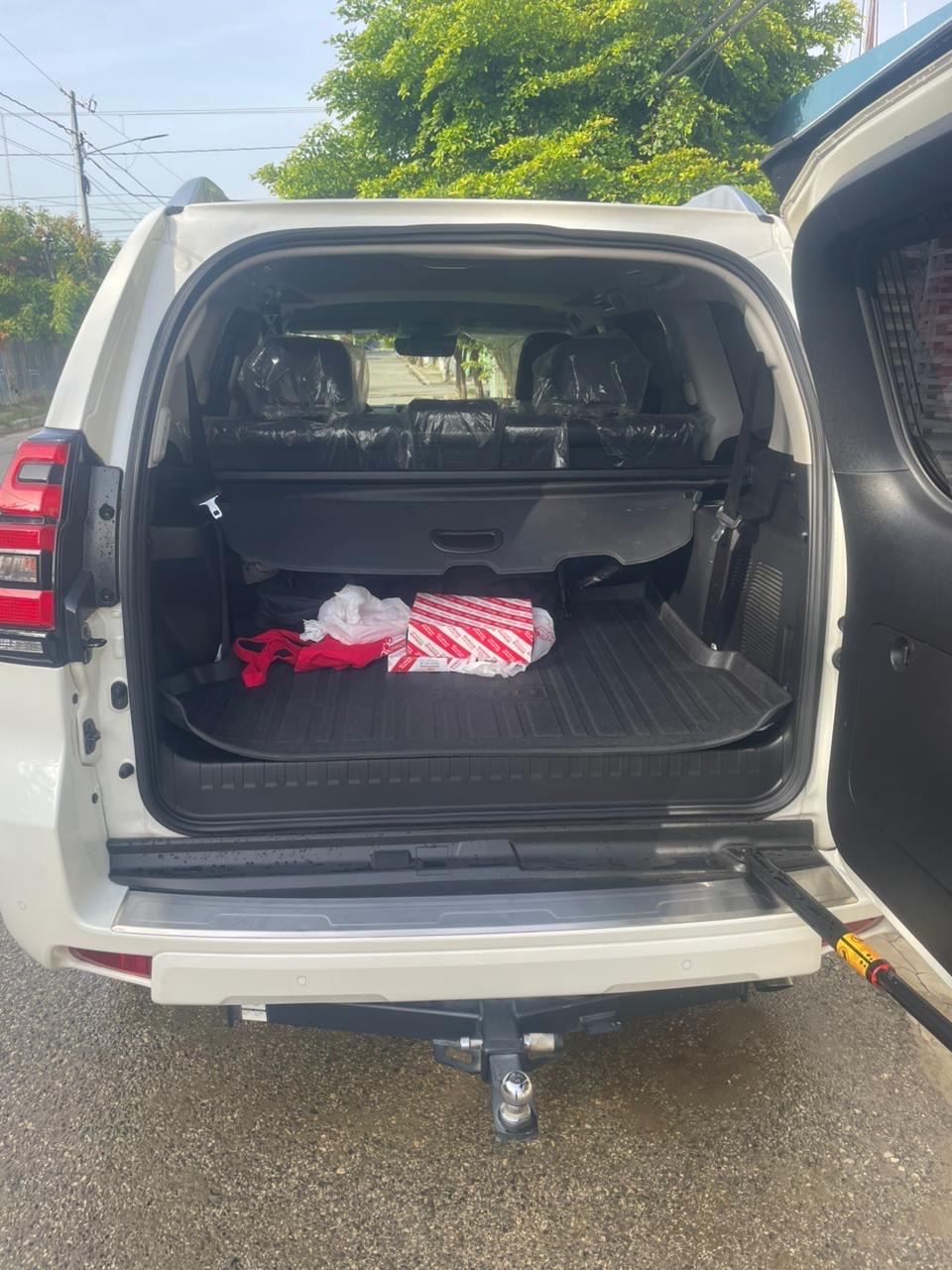 jeepetas y camionetas - Toyota prado  3