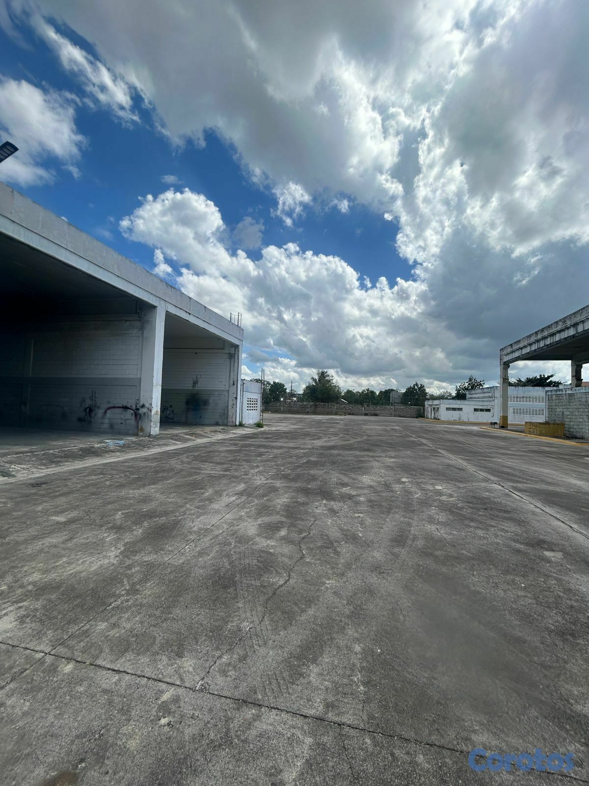 oficinas y locales comerciales - Nave Industrial en Alquiler en Las Americas SDE  7