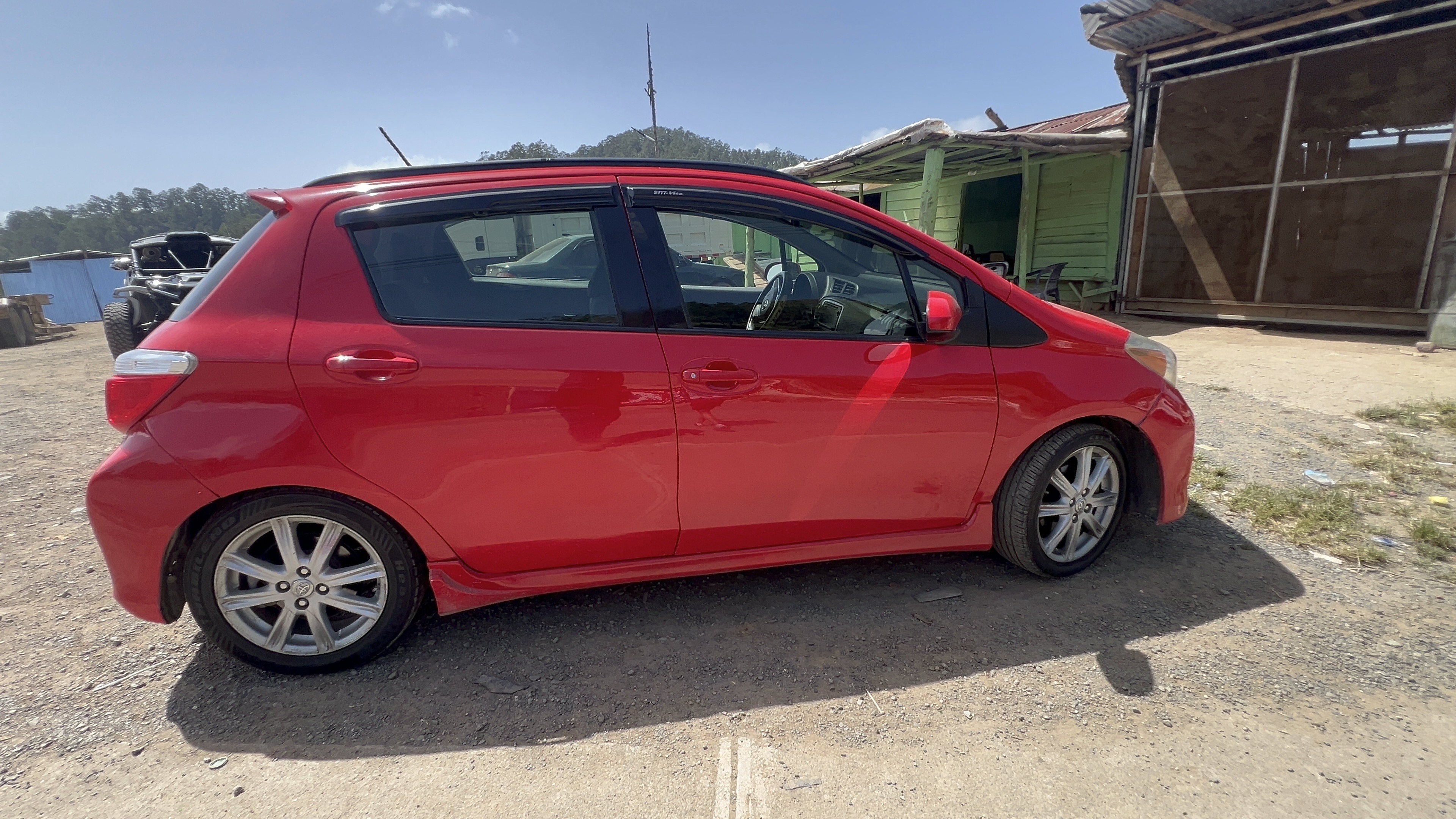 carros - Toyota Yaris SE 2013 7