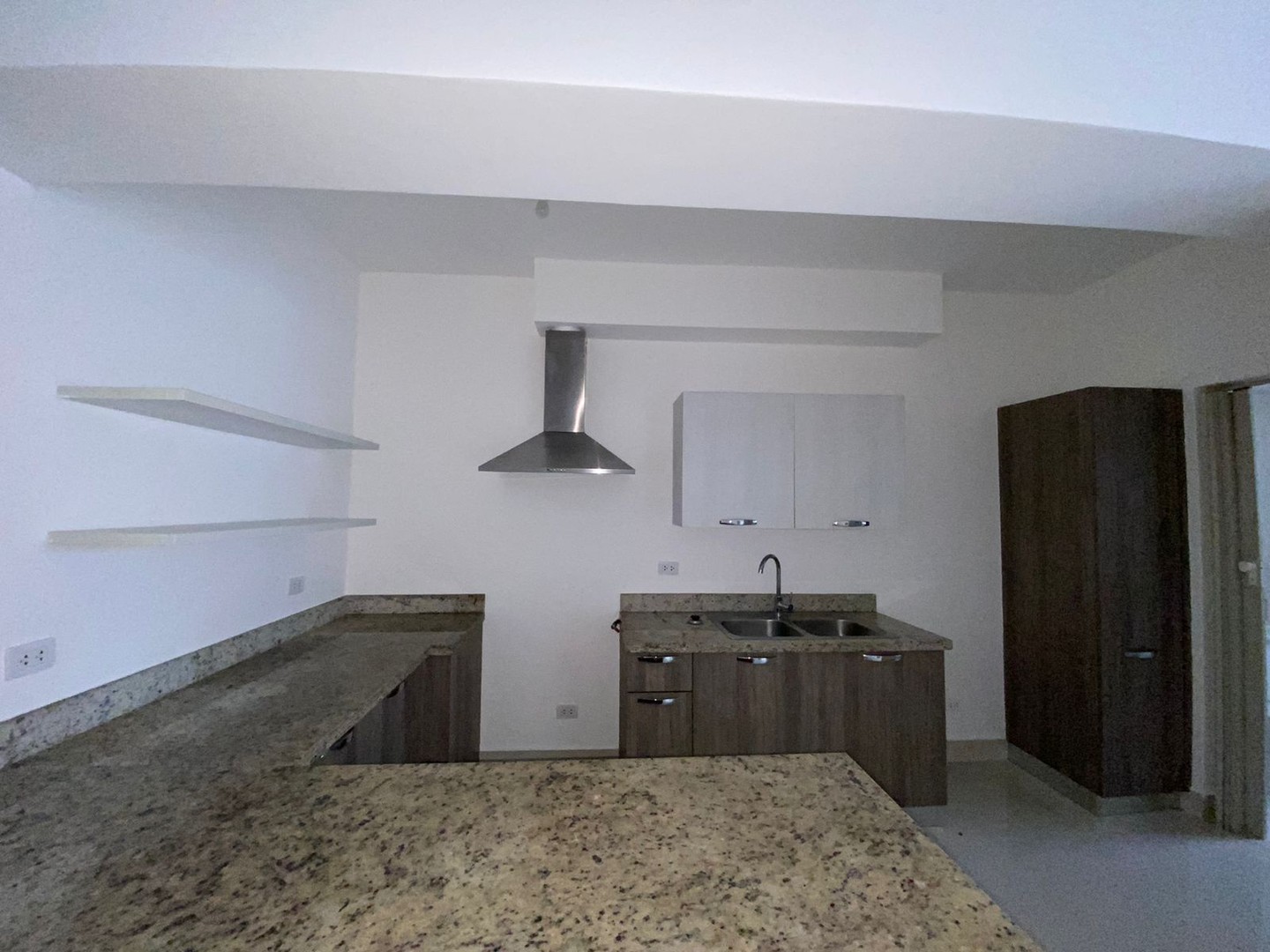 apartamentos - Se alquila apartamento en Piantini 7