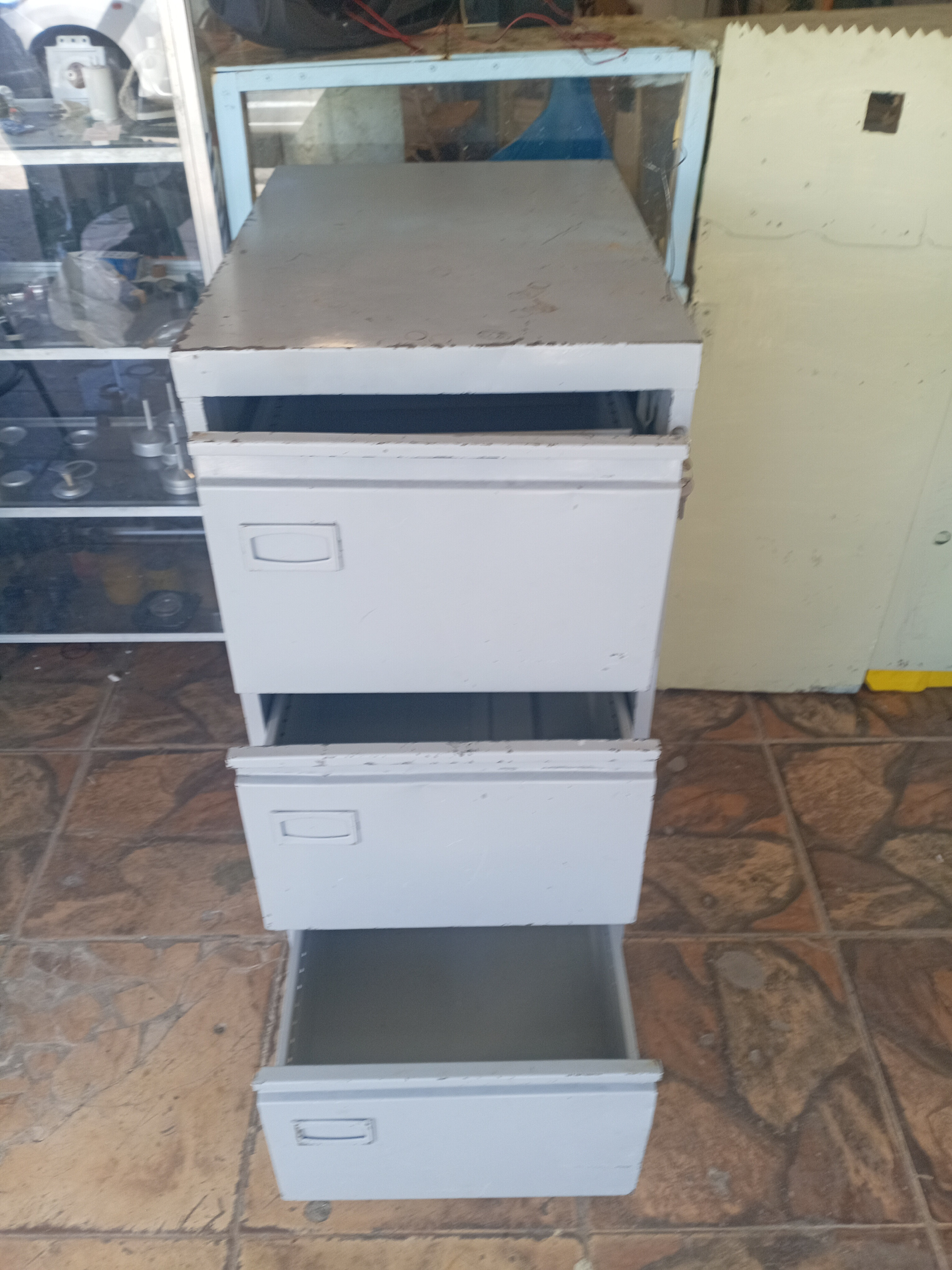 articulos de oficina - Escritorio o archivo hierro 2500 3