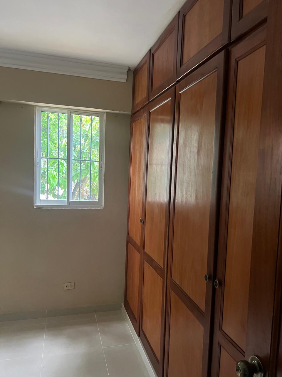 apartamentos - ALQUILO APARTAMENTO, EN REPARO ROSA, STO DGO OESTE 4