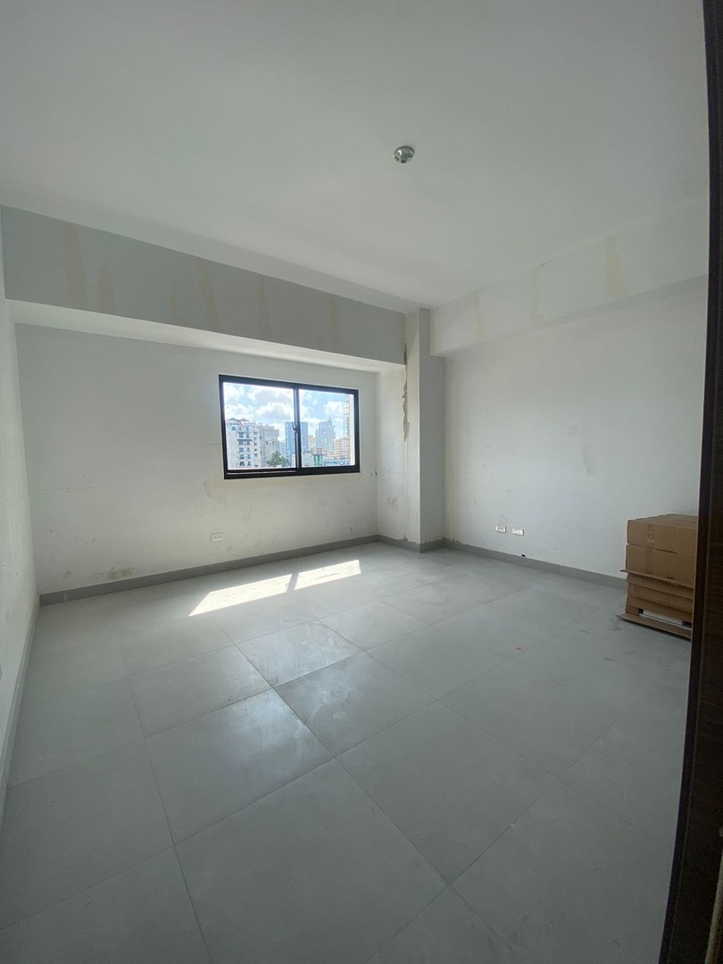 apartamentos - Naco nuevo 3 habitaciones 3.5 banos 2 parqueos balcon 3