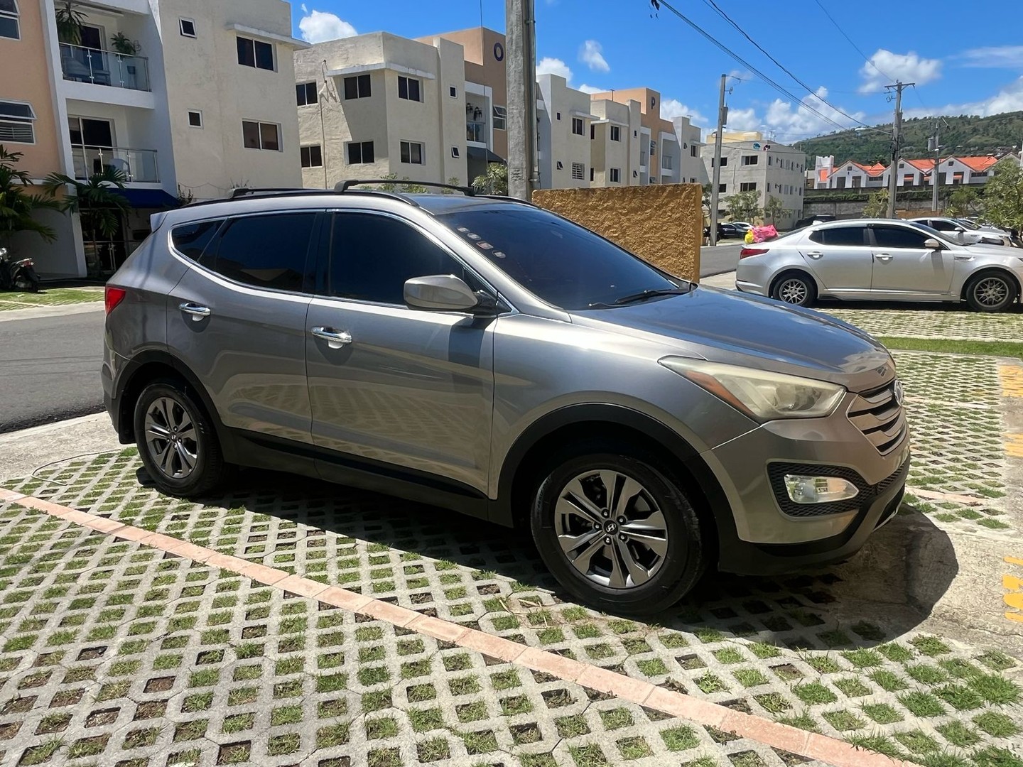 jeepetas y camionetas - Hiunday Santa Fe 