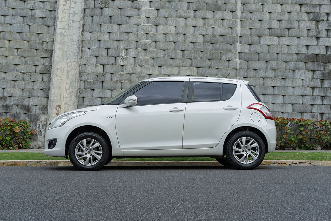 carros - Suzuki Swift 2015 4