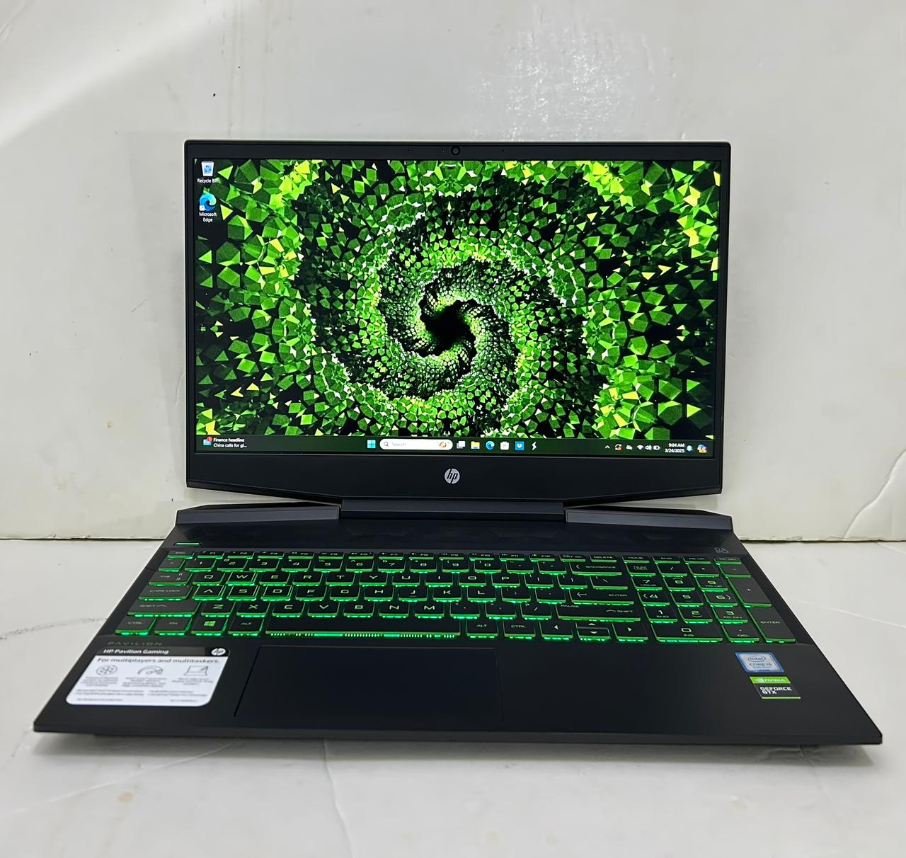 computadoras y laptops - HP Pavilion Gaming, 32GB RAM, i5 9300H, 512GB SSD  2