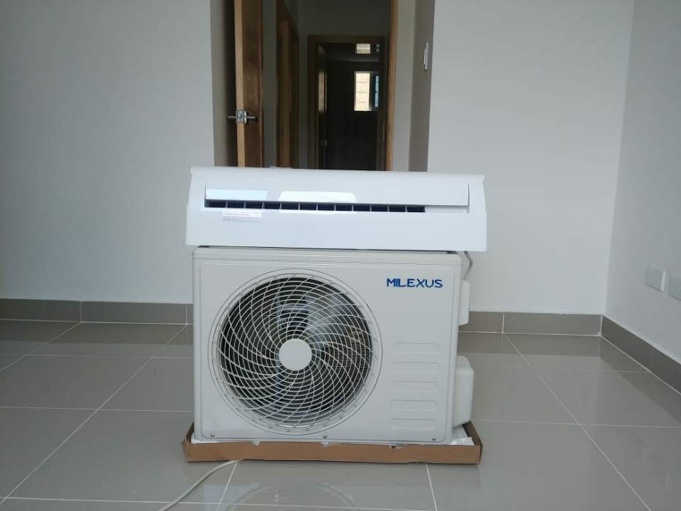 aires acondicionados y abanicos - Aire Acondicionado 12,000 btu 5