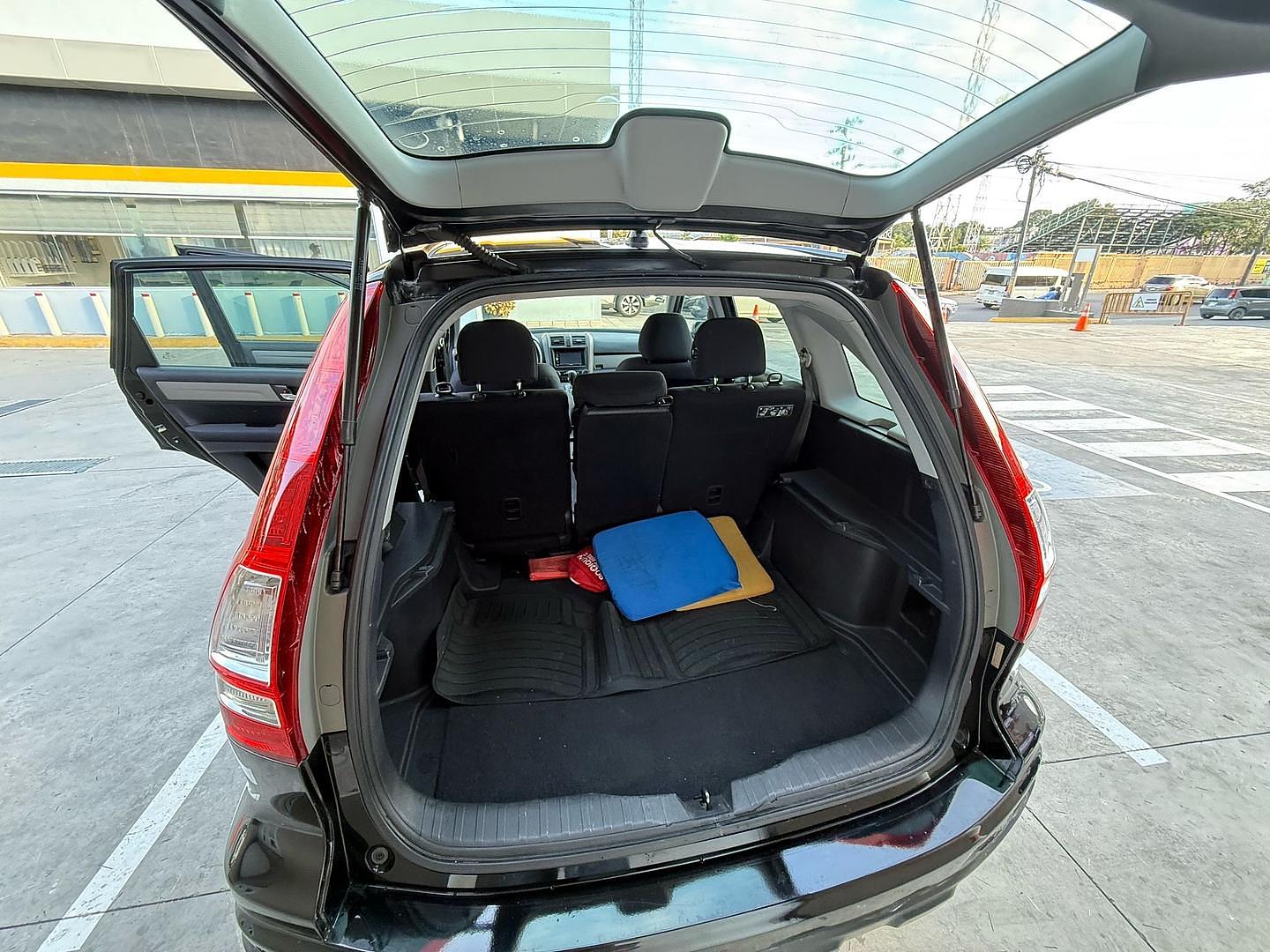 jeepetas y camionetas - Honda CRV 2011 LX 2WD 9