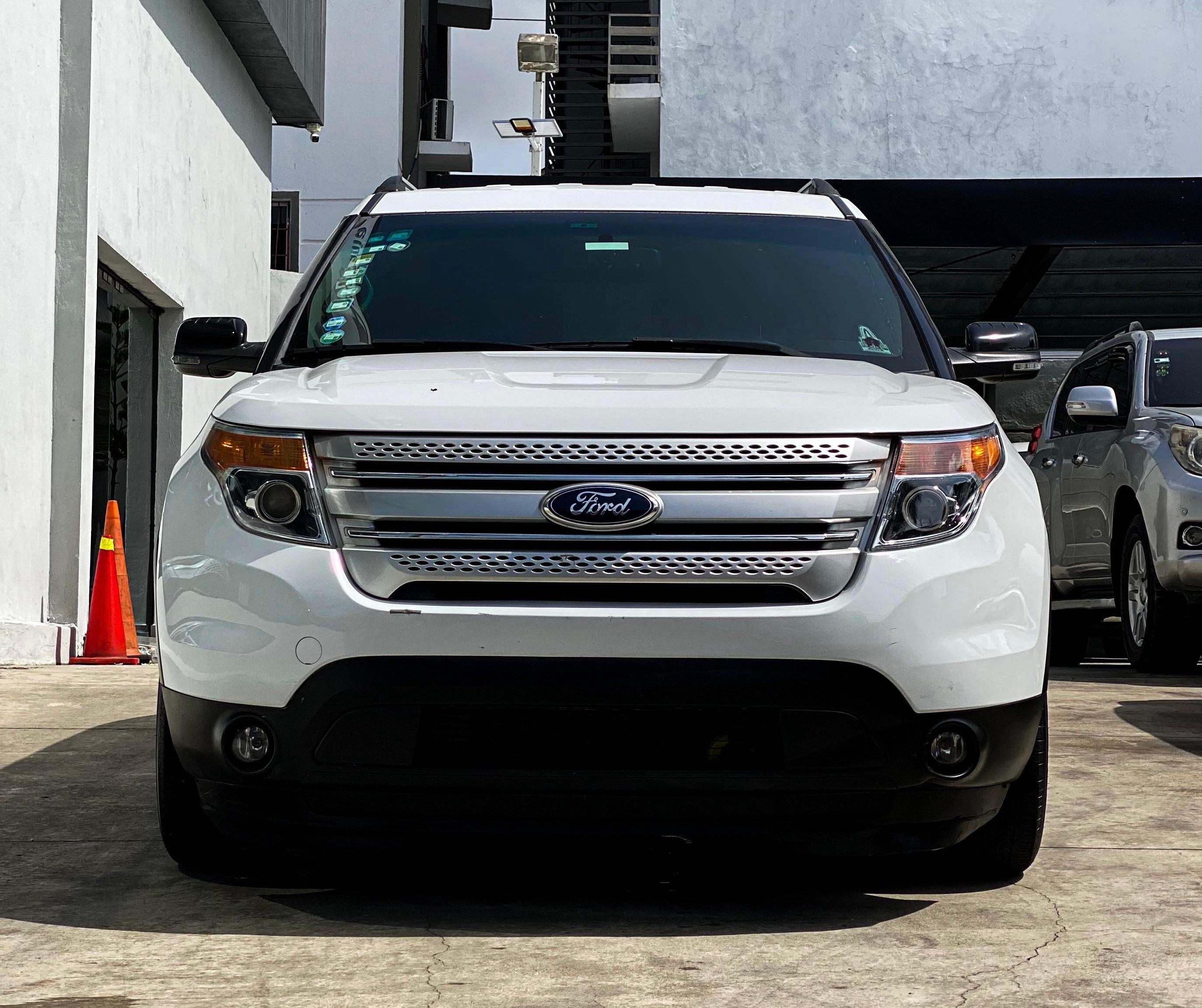 jeepetas y camionetas - Ford Explorer XLT 2015 FINANCIAMIENTO DISPONIBLE NO IMPORTA EL CRÉDITO  8