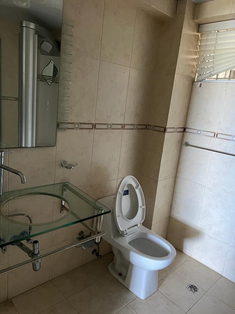 apartamentos - Se vende apartamento en Evaristo Morales 4