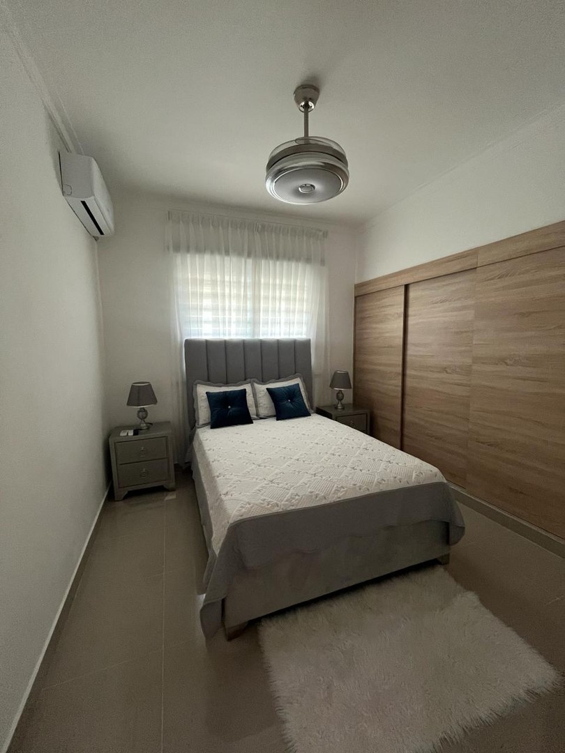 apartamentos - Se alquila Hermoso apartamento amueblado ubicado en las Américas, los frailes 6
