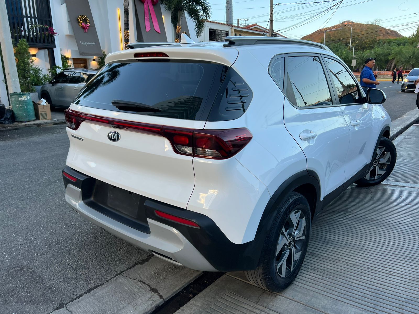 jeepetas y camionetas - KIA SONET 2022 5