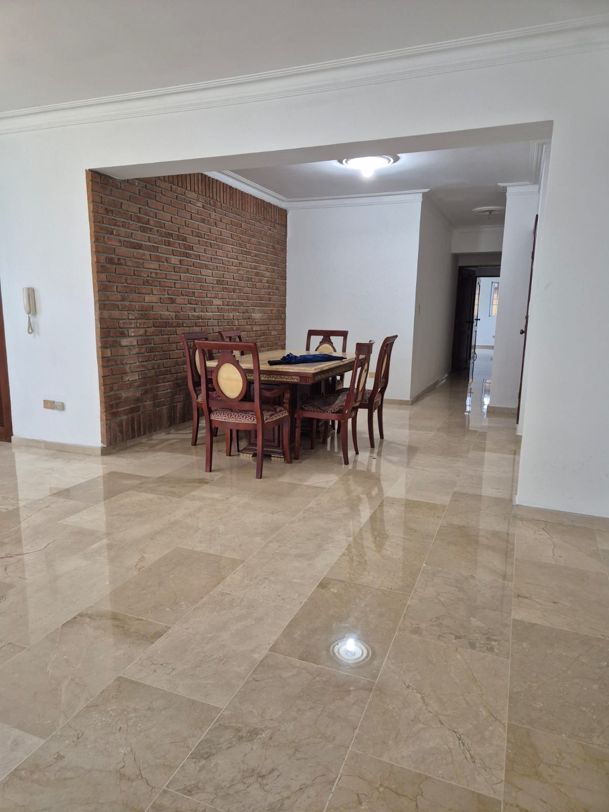 apartamentos - Urbanización Real. 4to piso 180 metros  4