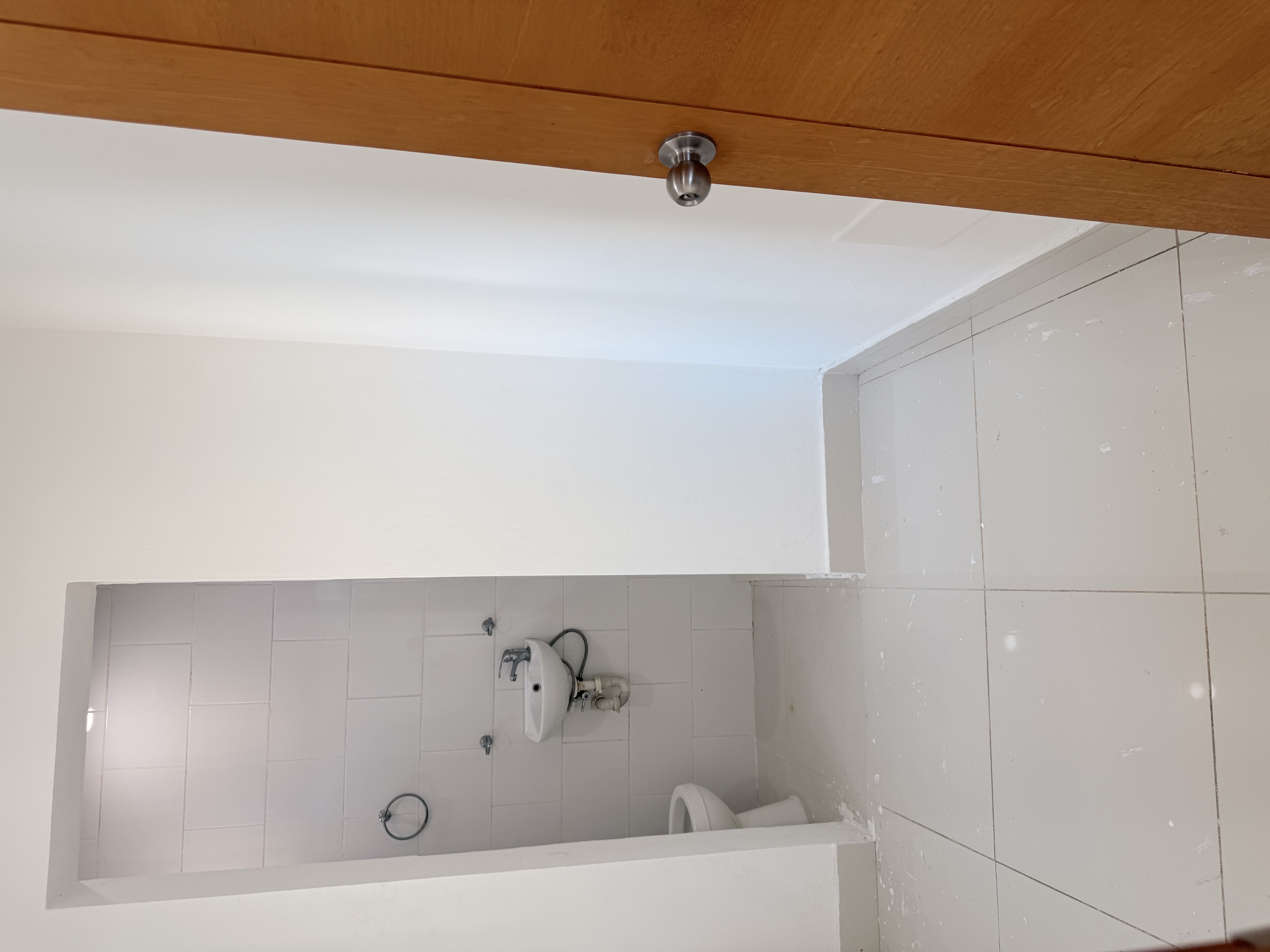 apartamentos - Alquiler de Apartamento en La Esperilla 3 hab, 1,550 dólares. 6