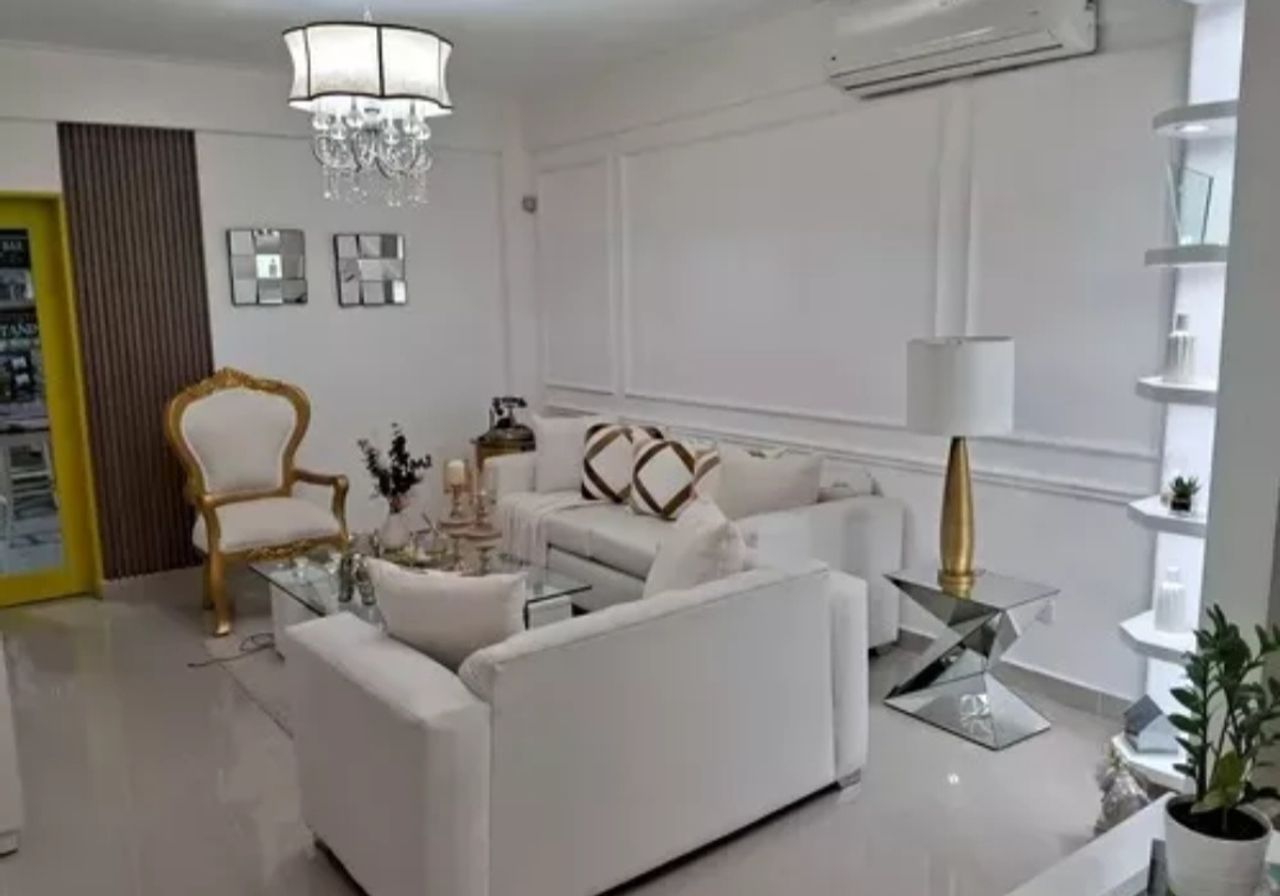apartamentos - amplio apto. en Altos de Arroyo Hondo II   8
