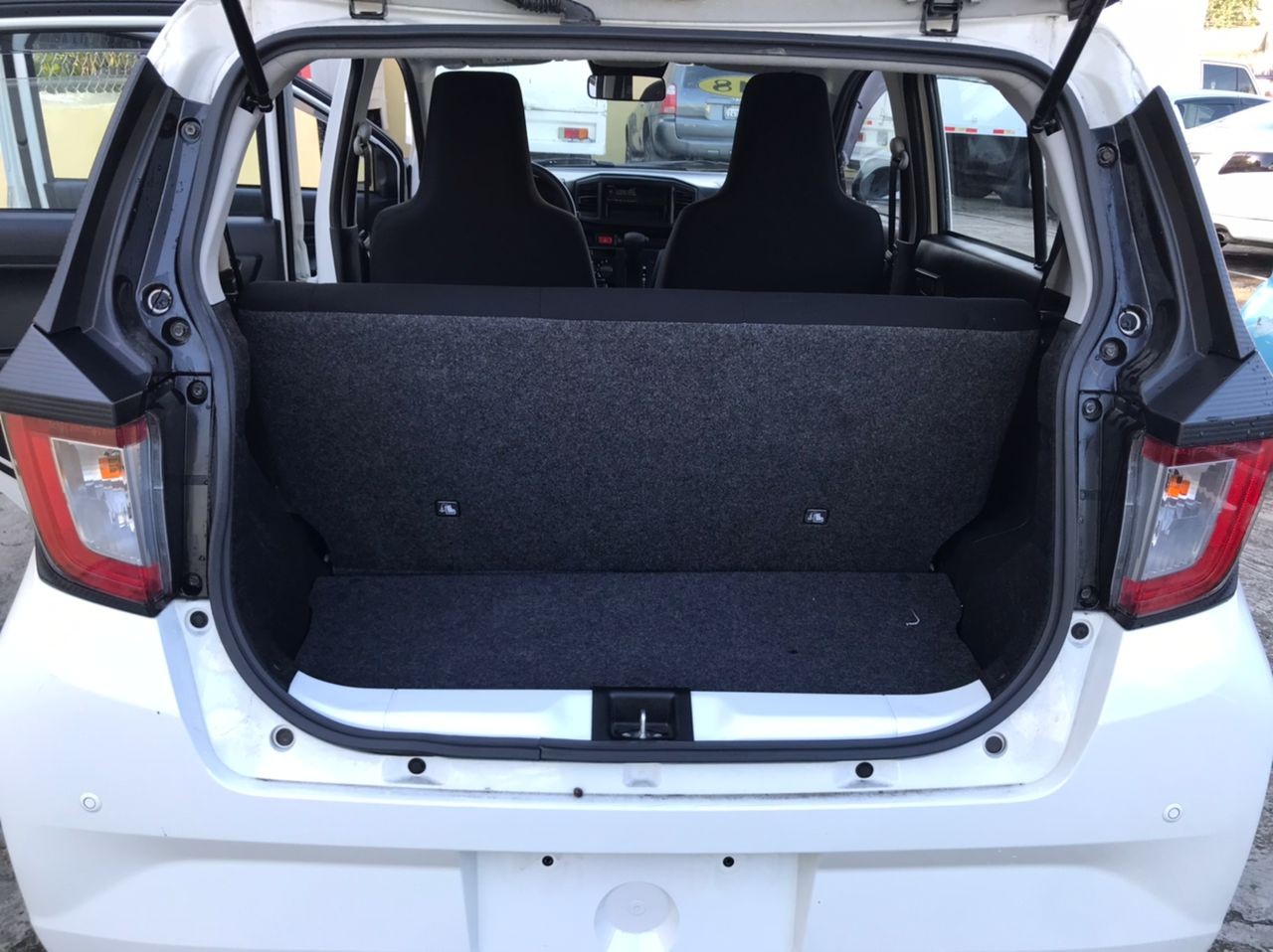 carros - DAIHATSU MIRA 2018 9