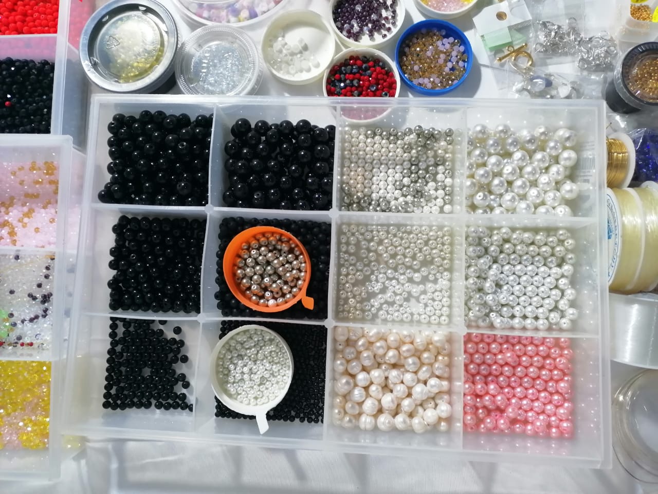 negocios en venta - Vendo todo el inventario - Materiales de Bisuteria 1