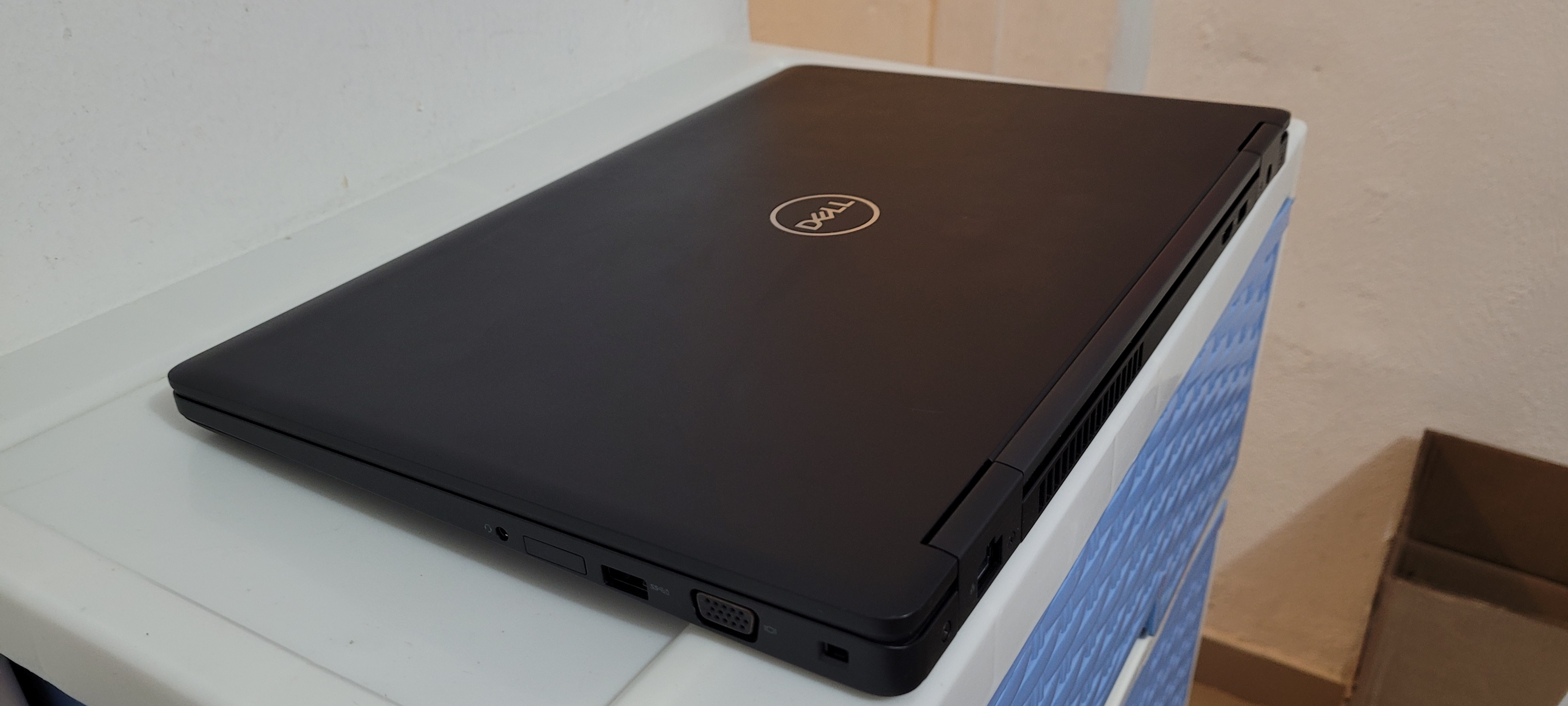 computadoras y laptops - Dell Gamer 17 Pulg Core i7 8va Gen Ram 16gb ddr4 Disco 256gb SSD Nvidea 2gb Dedi 3