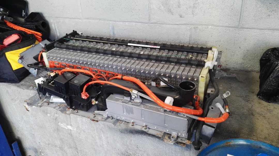 servicios profesionales - REPARACION Y MANTENIMIENTOS VEHICULOS HIBRIDOS  0