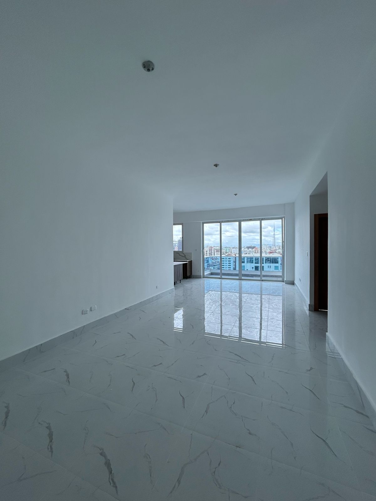 apartamentos - NUEVA TORRE EN LA SARATORA DISPONIBLE PARA ENTREGA 9