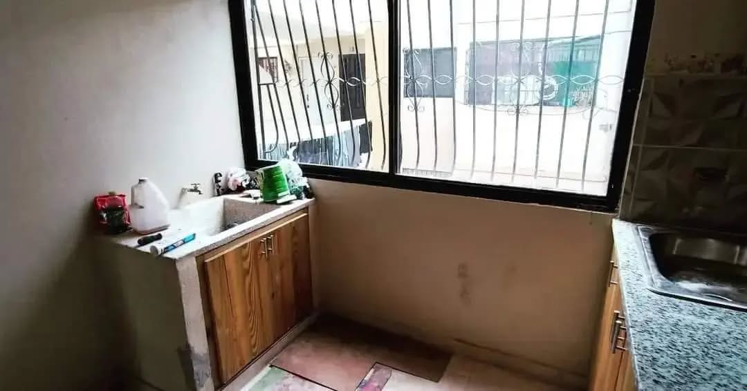 apartamentos - oportunidad vendo 3er piso villa olímpica totalmente remodelado  2
