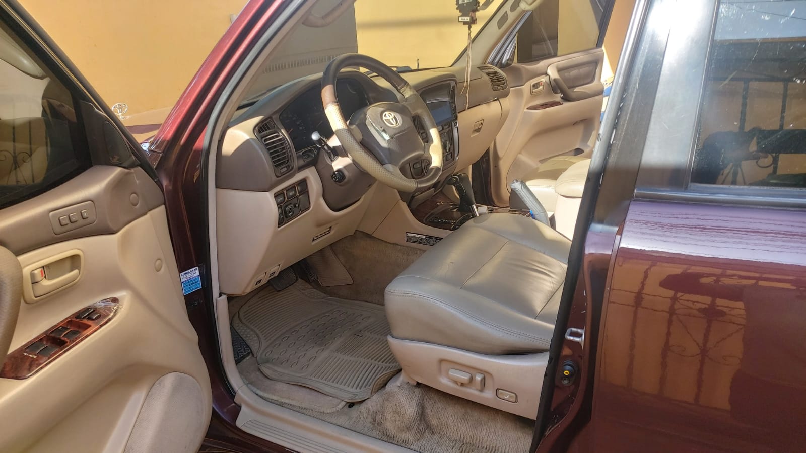 jeepetas y camionetas - Vendo Land Cruiser 2003, ligeramente negociable.  5
