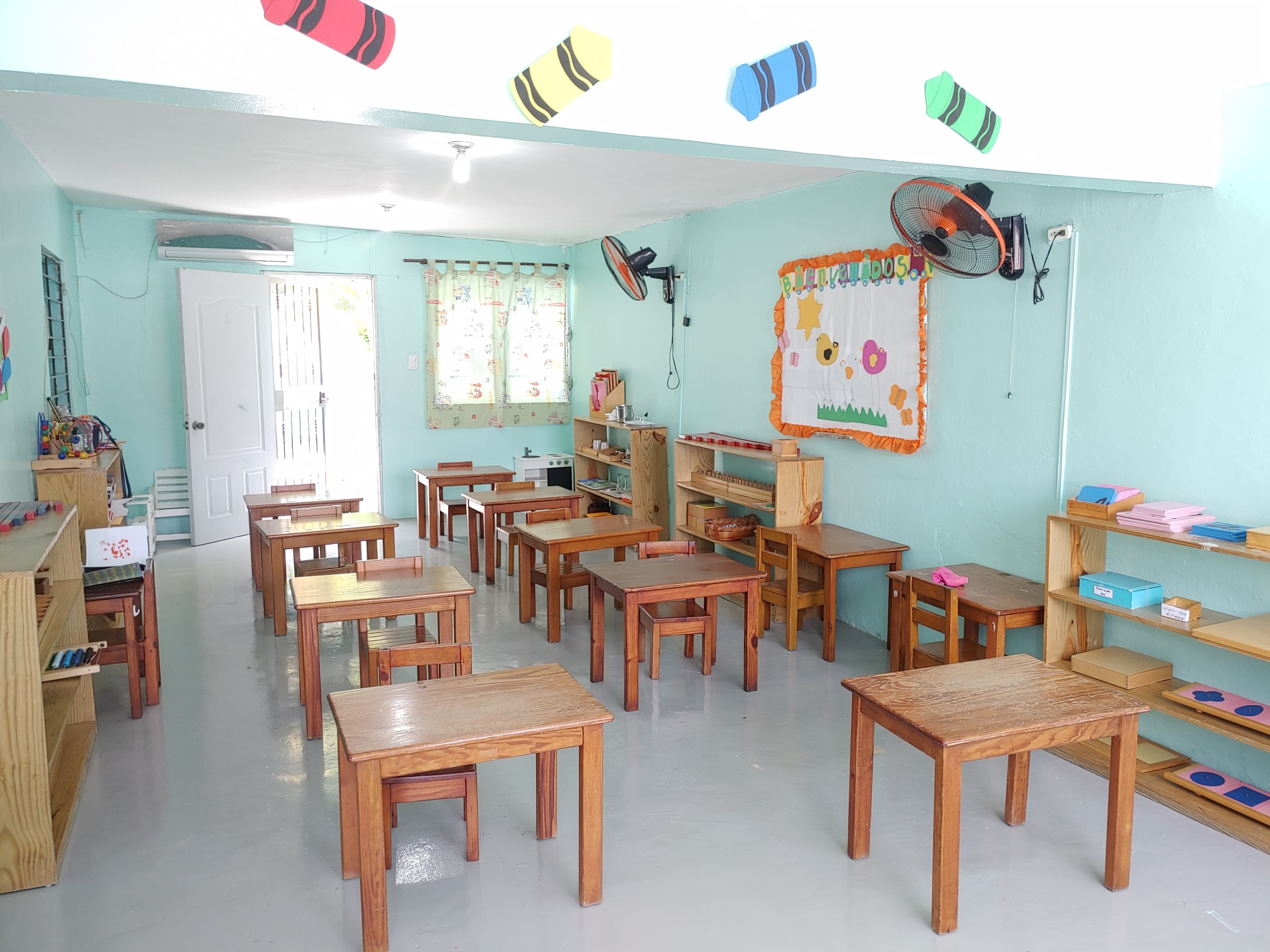 cursos y clases - COLEGIO MONTESSORI CARMENCITA CIUDAD REAL AV REPUBLICA DE COLOMBIA 8